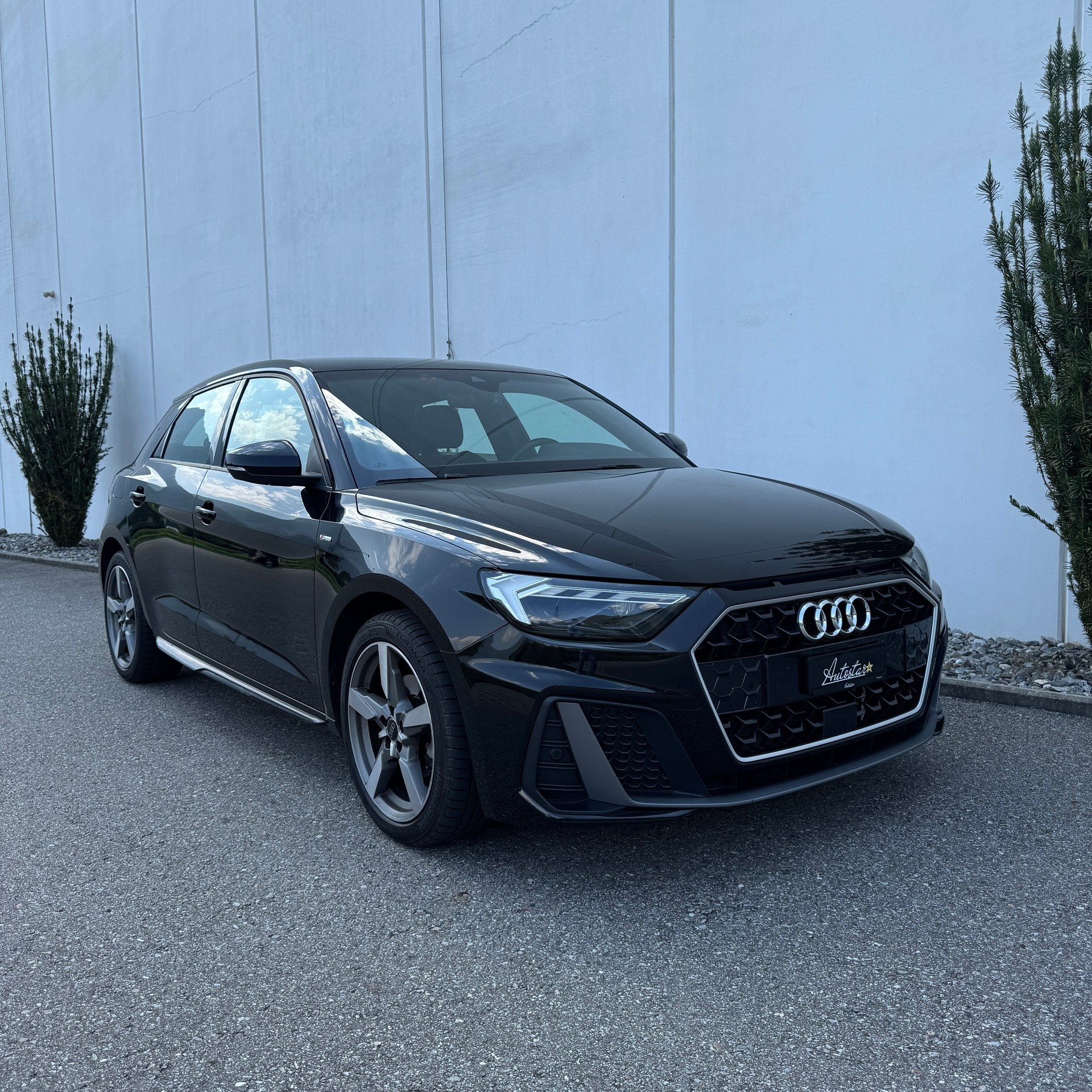 AUDI A1 Sportback 35 TFSI S Line S-tronic-image-1