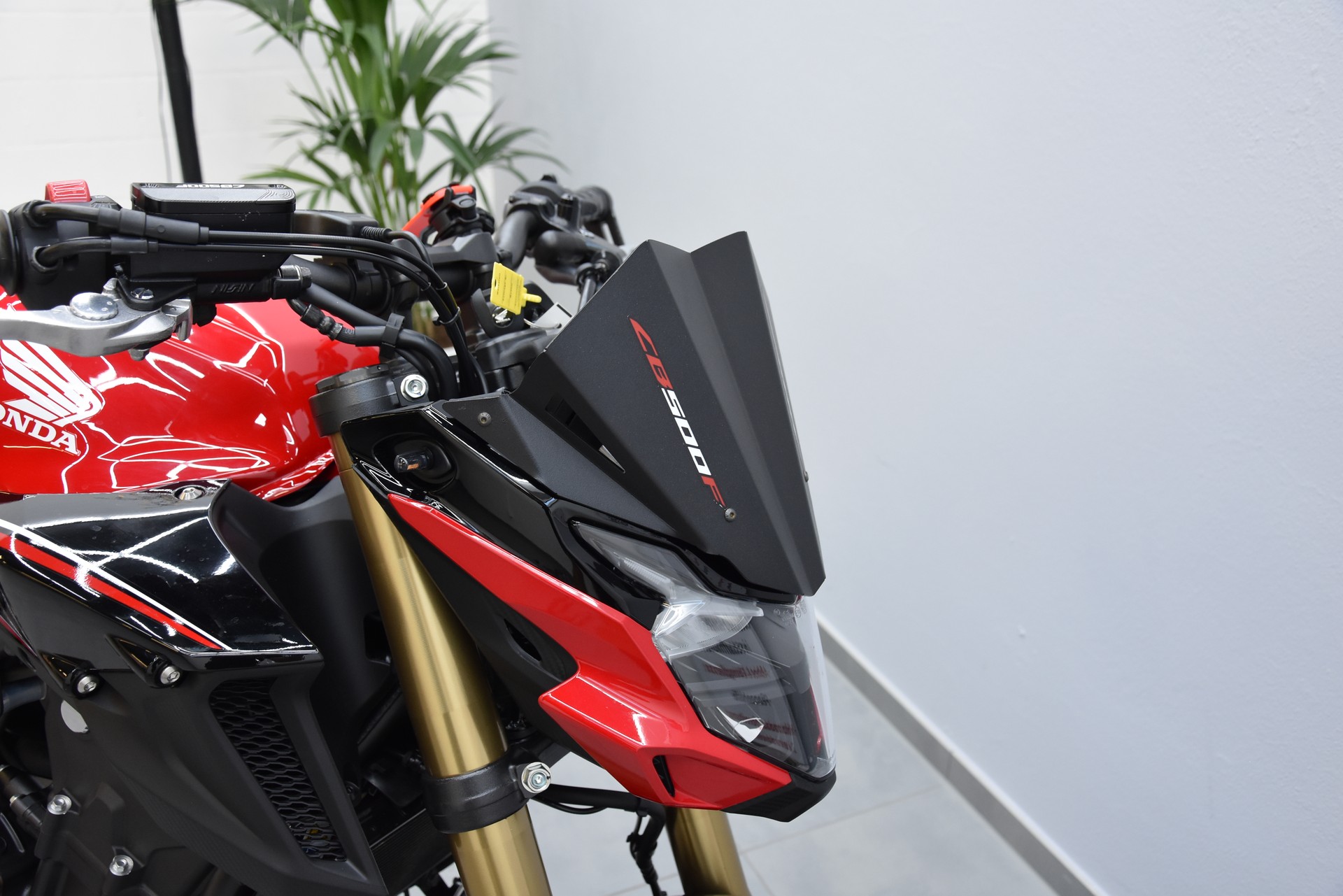 HONDA CB 500 F-image-12
