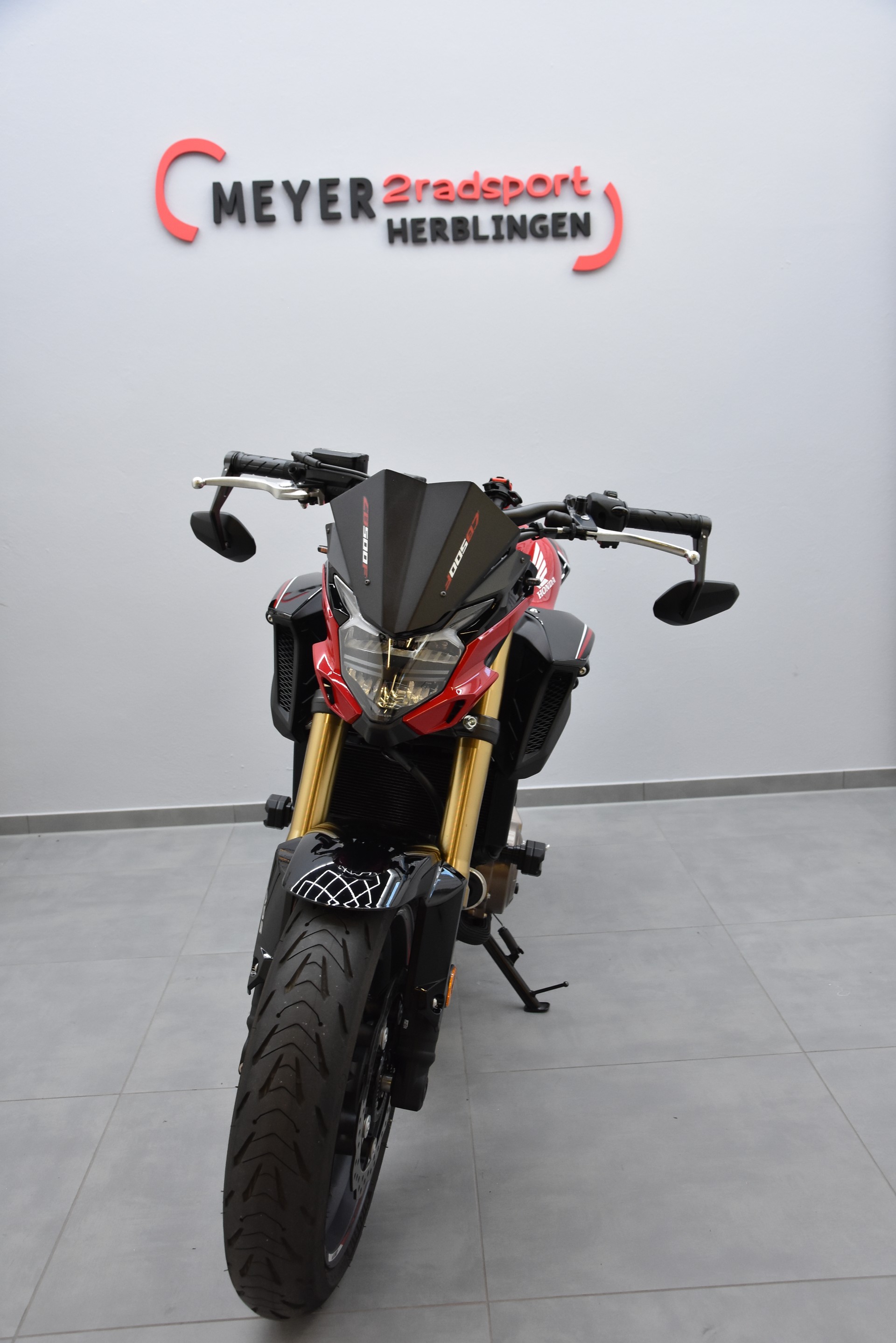 HONDA CB 500 F-image-11