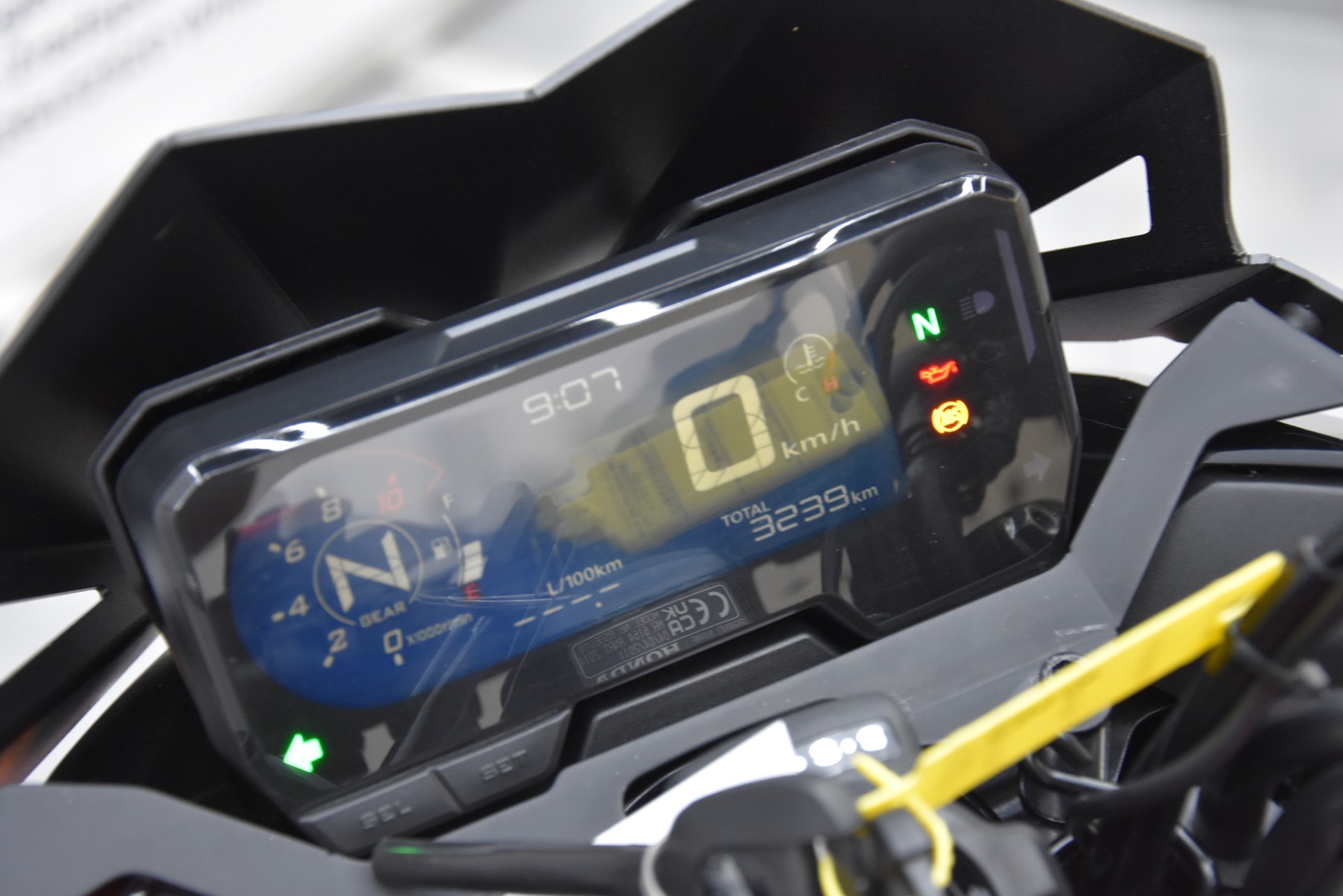 HONDA CB 500 F-image-14