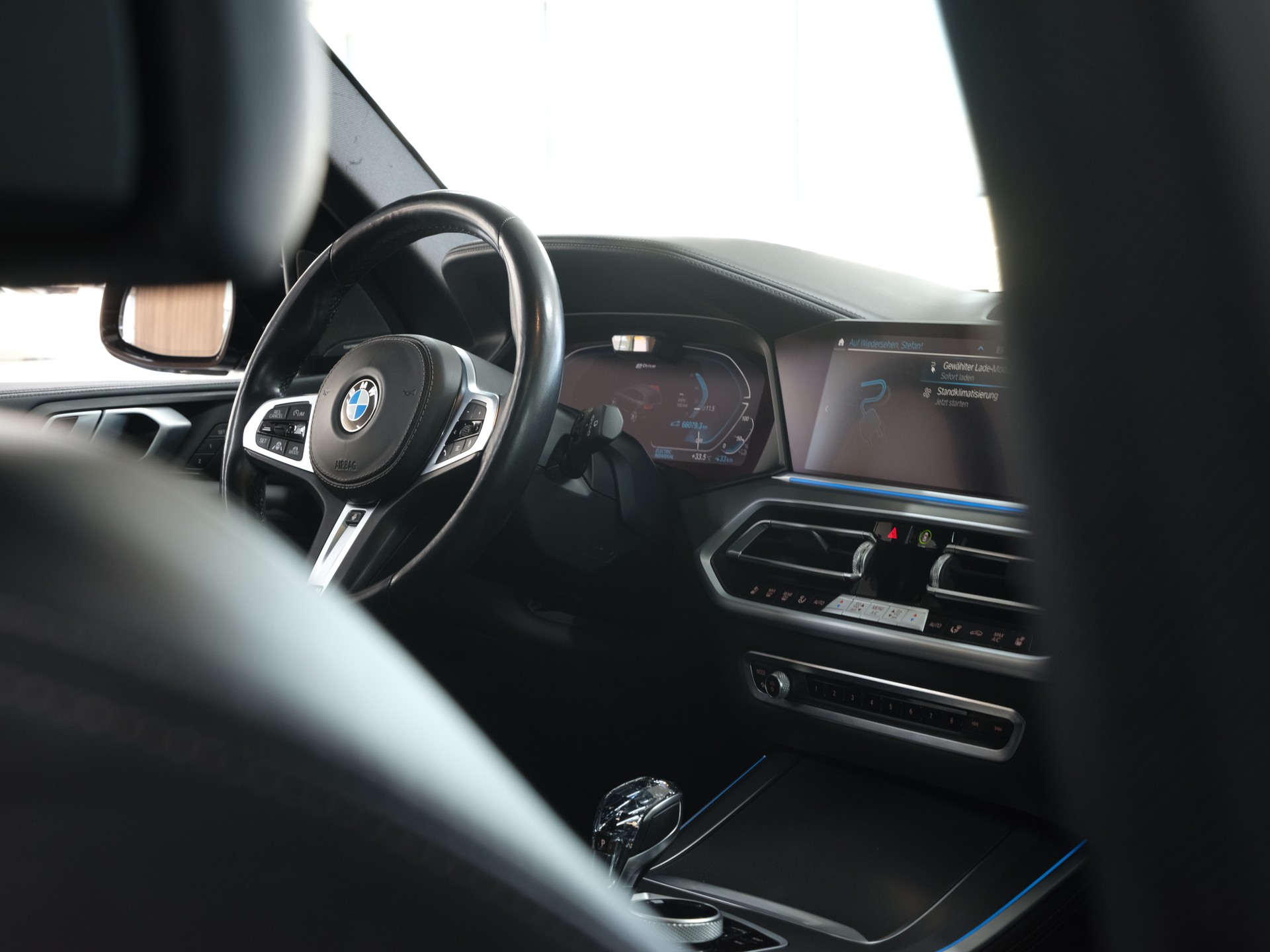 BMW X5 xDrive45e M Sport Steptronic *Panorama* *360 Kamera* *Live Cockpit*-image-25