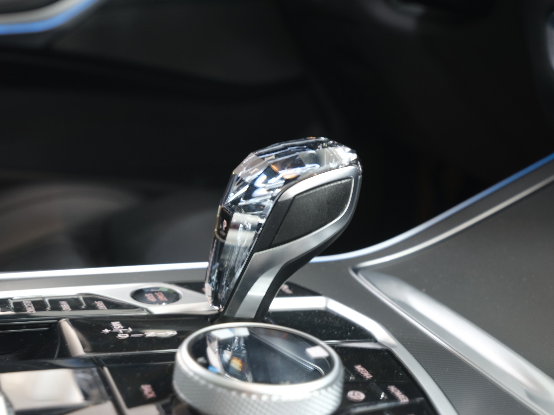 BMW X5 xDrive45e M Sport Steptronic *Panorama* *360 Kamera* *Live Cockpit*-image-29