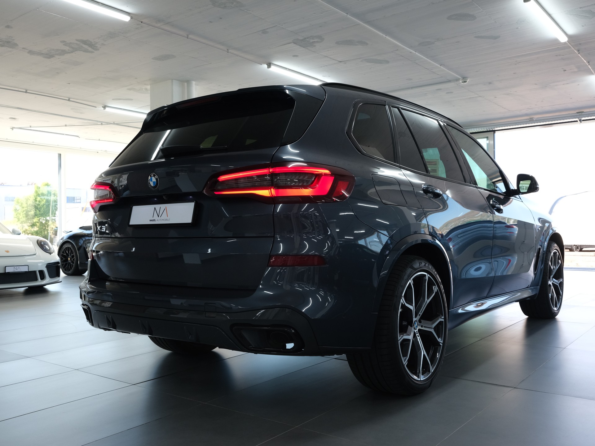 BMW X5 xDrive45e M Sport Steptronic *Panorama* *360 Kamera* *Live Cockpit*-showroom-element-2