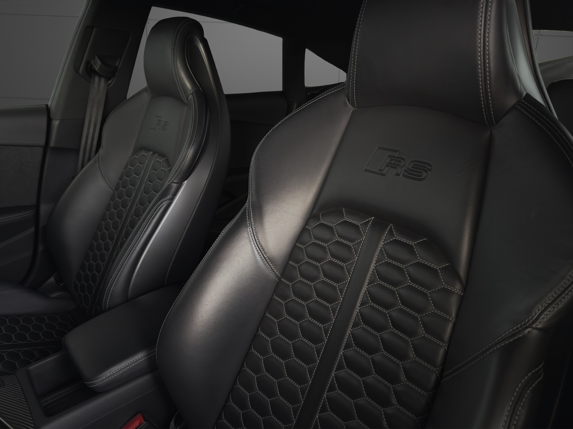 AUDI RS5 Sportback 2.9 TFSI quattro tiptronic-image-6