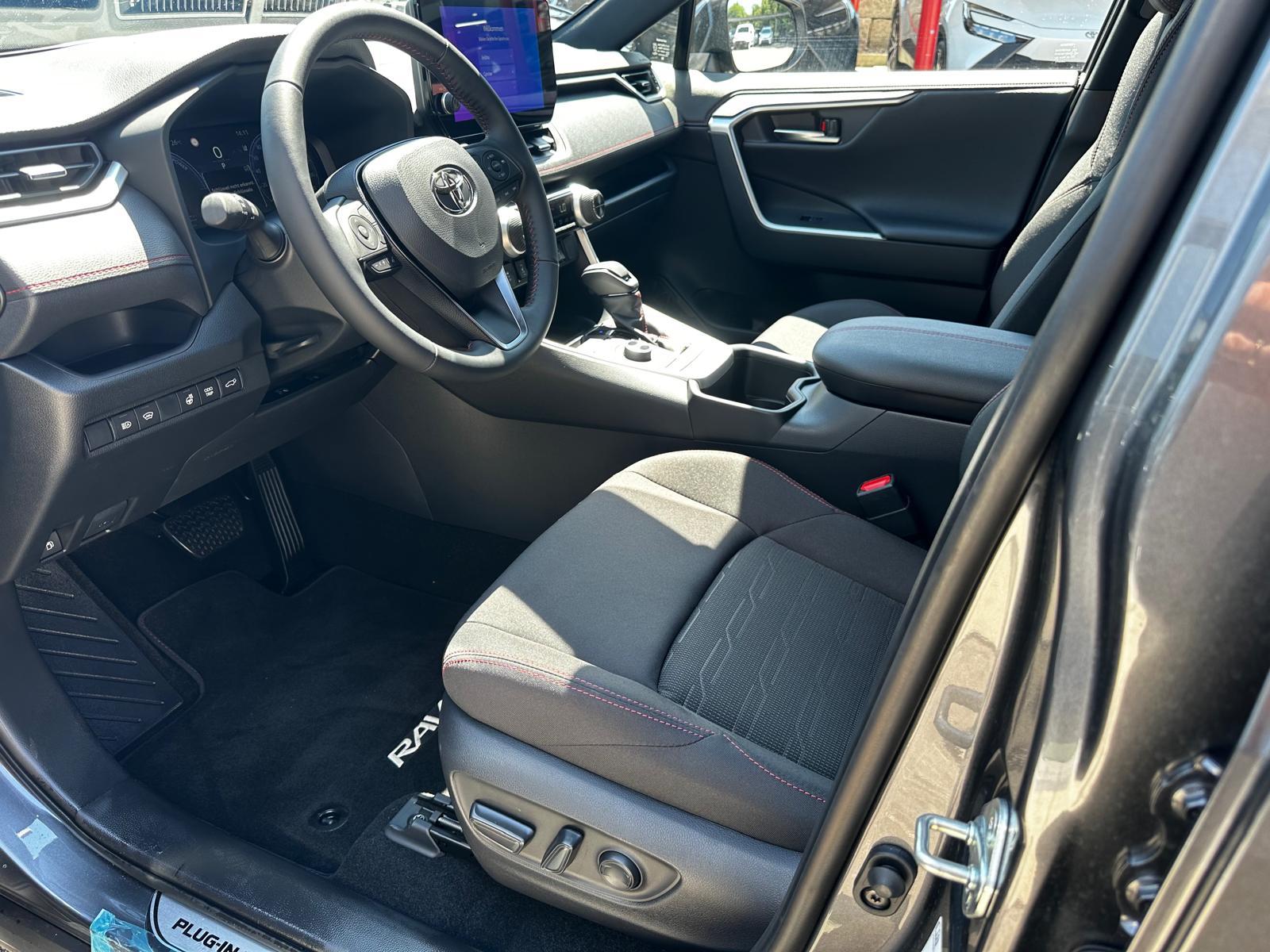 TOYOTA RAV4 2.5 Plug-In-Hybrid Trend-image-7