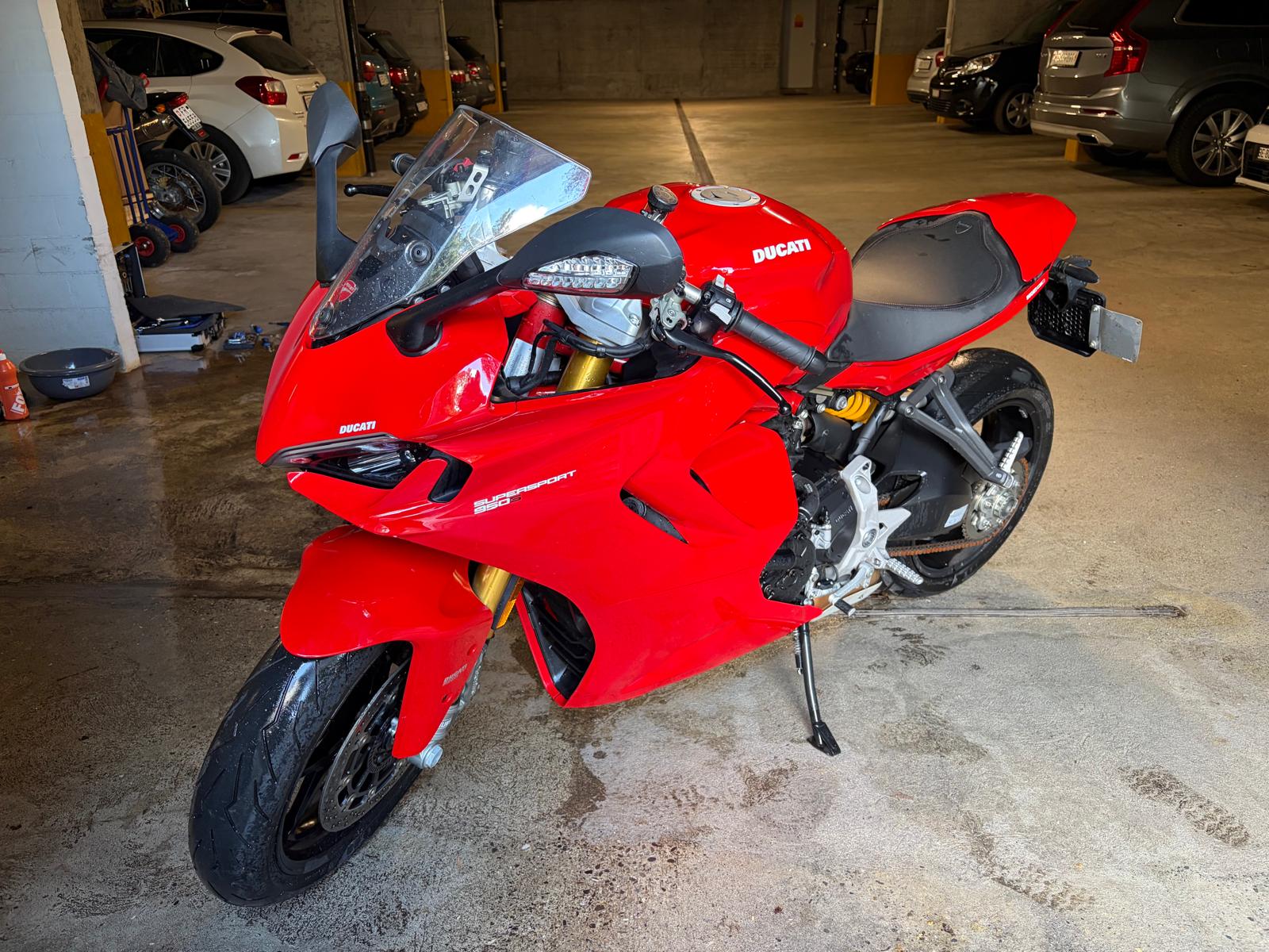 DUCATI Supersport 950-image-8
