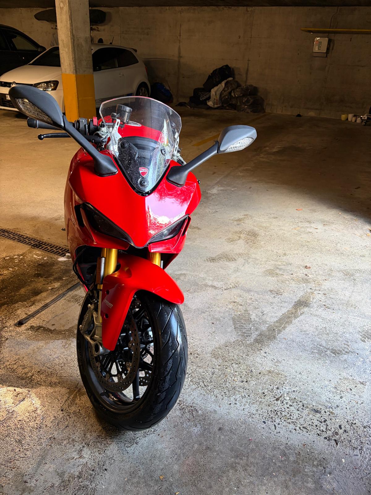 DUCATI Supersport 950-image-5