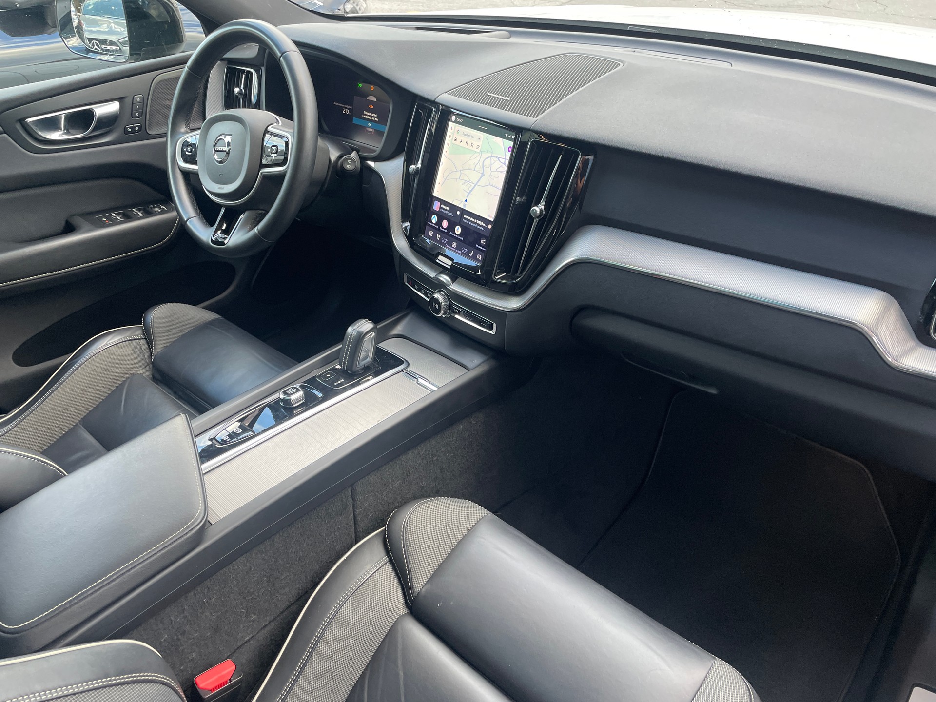 VOLVO XC60 T6 eAWD R-Design Geartronic-image-20