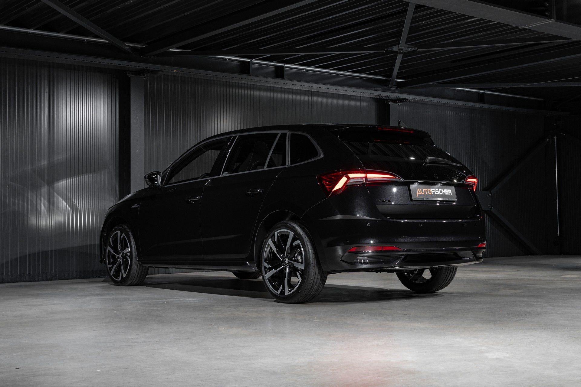 SKODA Scala 1.5 TSI Monte Carlo DSG-image-8