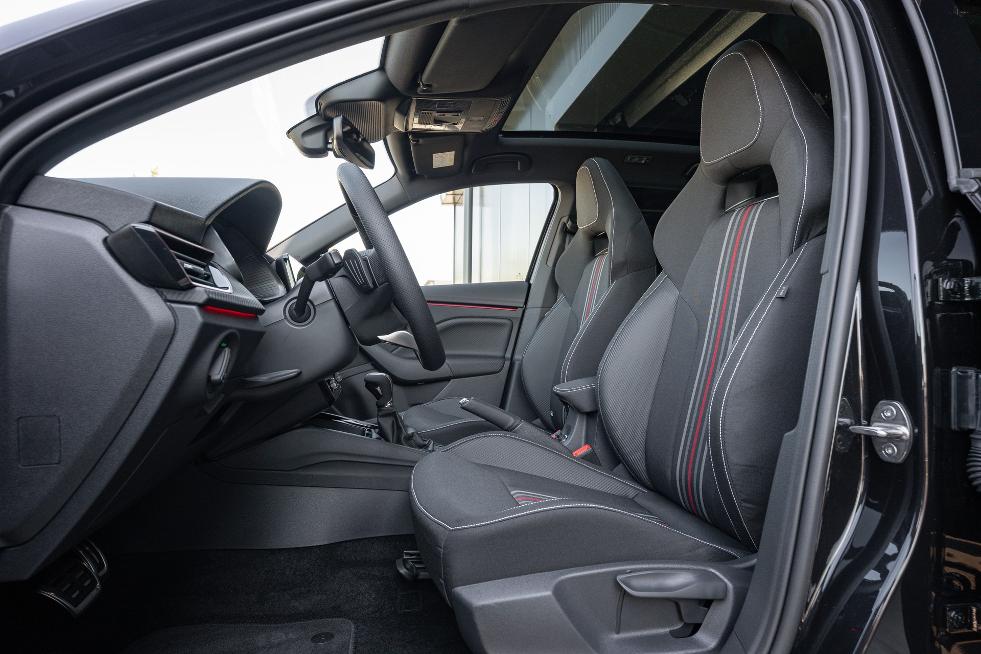 SKODA Scala 1.5 TSI Monte Carlo DSG-image-9