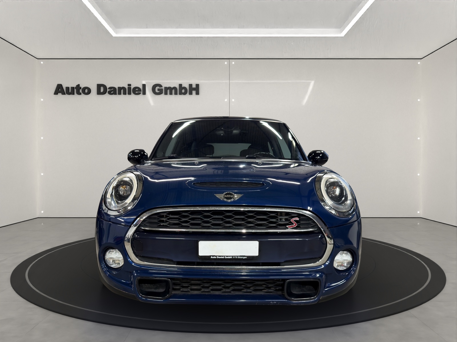 MINI Cooper S Steptronic-showroom-element-2