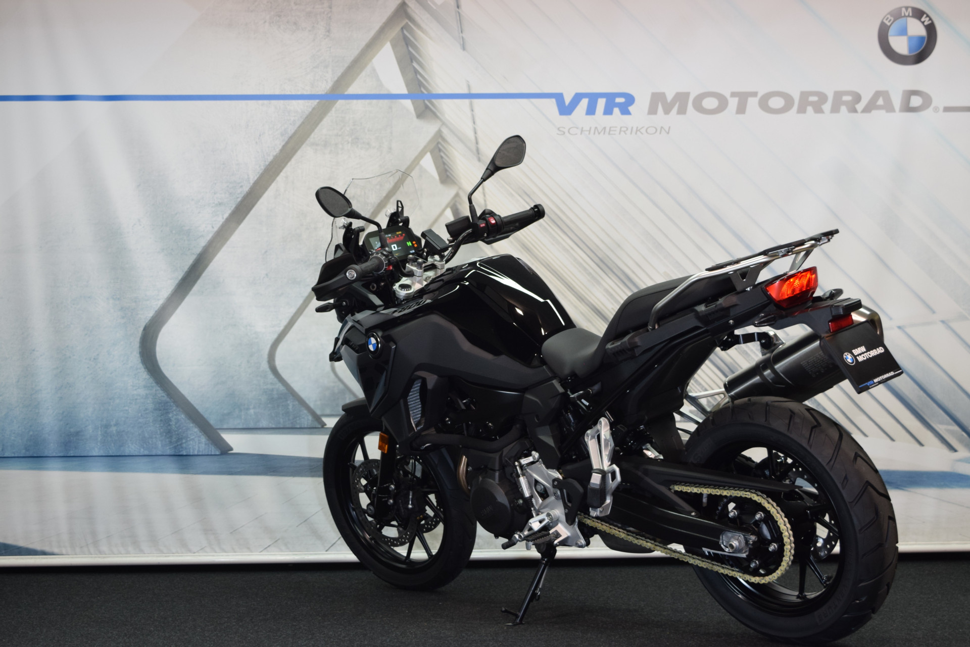 BMW F 800 GS Triple Black Tieferlegung - Sofort verfügbar!-image-3