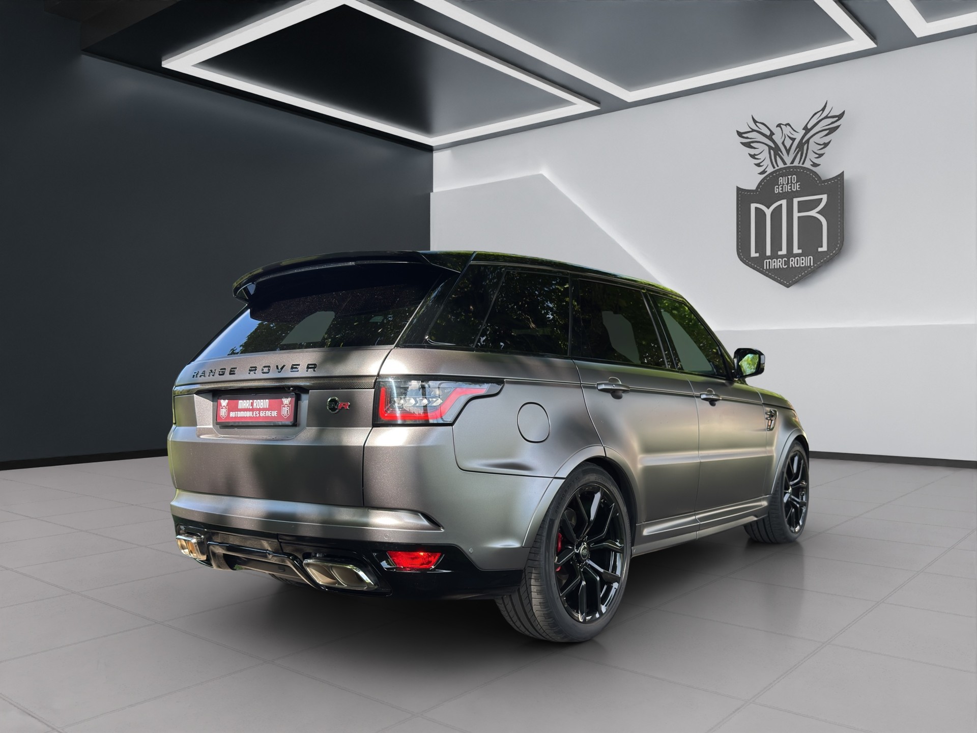 LAND ROVER Range Rover Sport 5.0 V8 S/C SVR Automatic-showroom-element-3