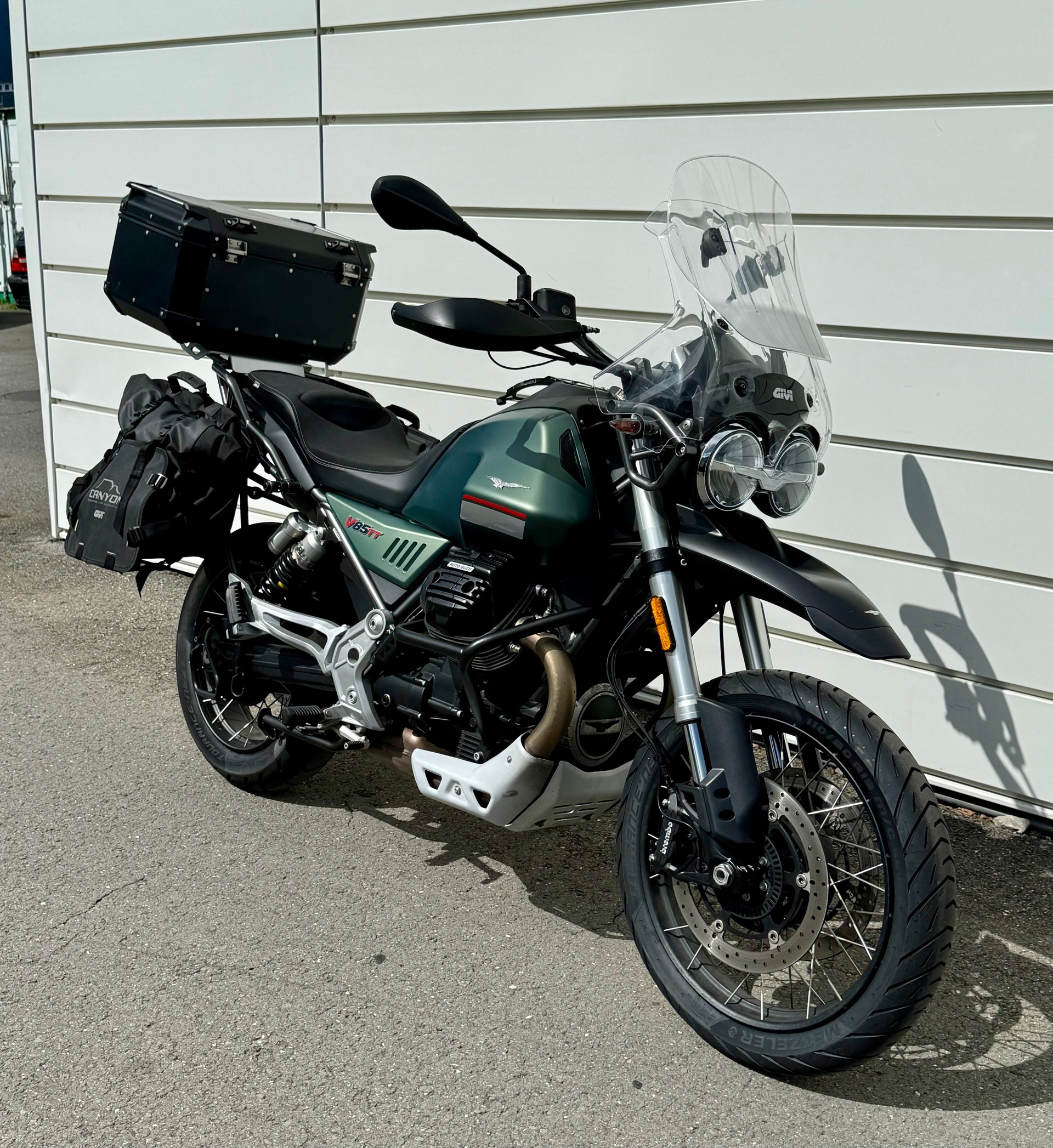 MOTO GUZZI V85 TT-image-0
