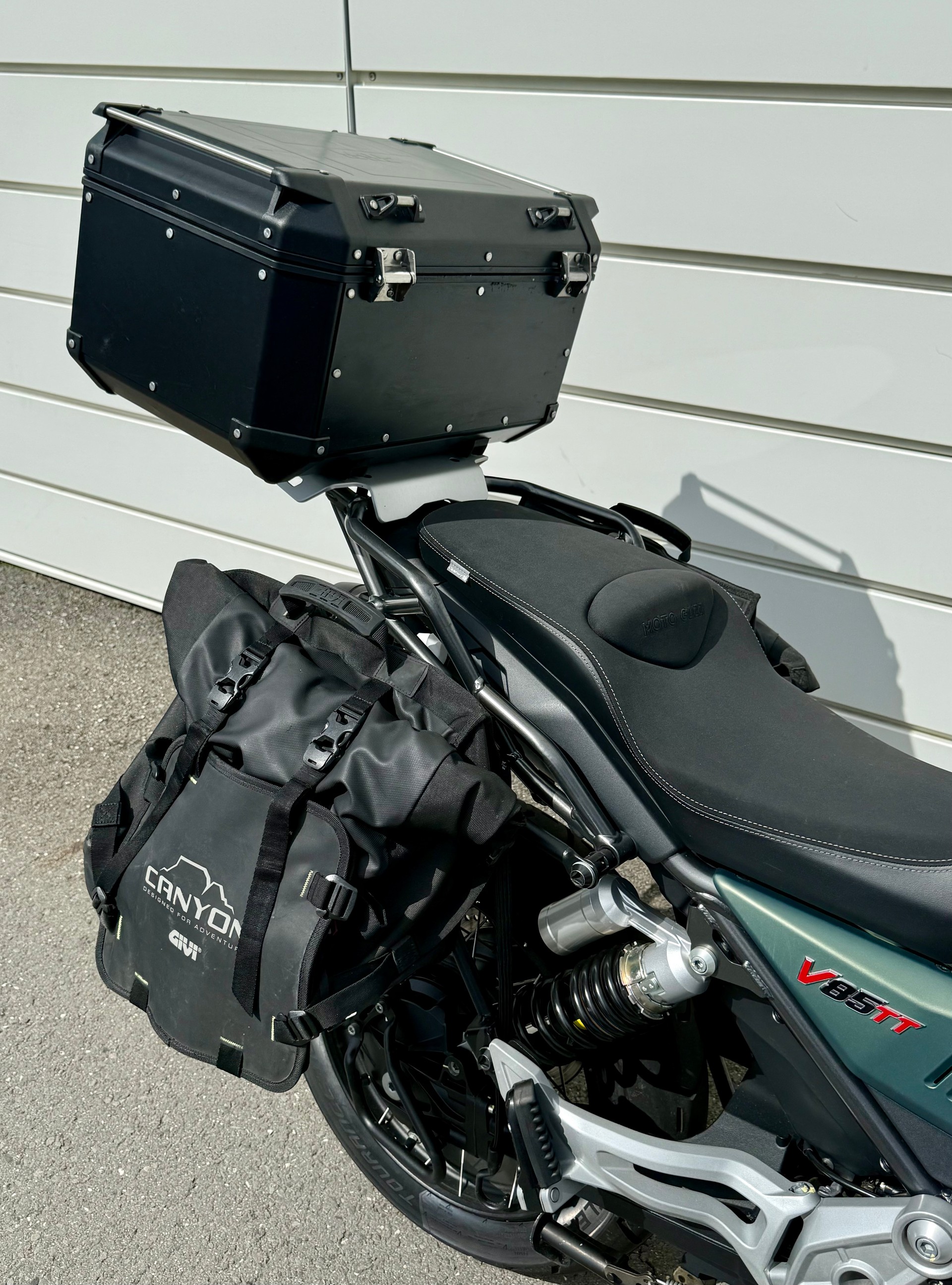 MOTO GUZZI V85 TT-image-5