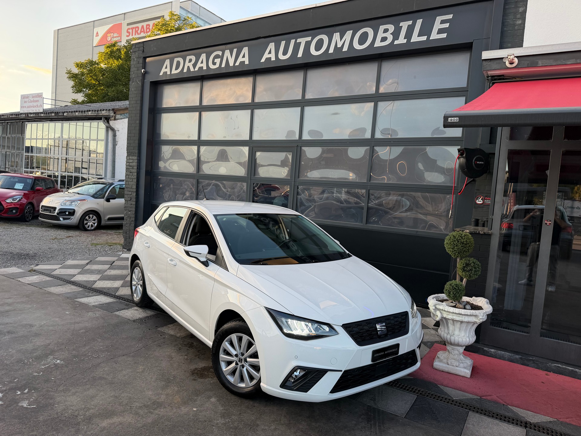 SEAT Ibiza 1.0 EcoTSI Style DSG-showroom-element-1