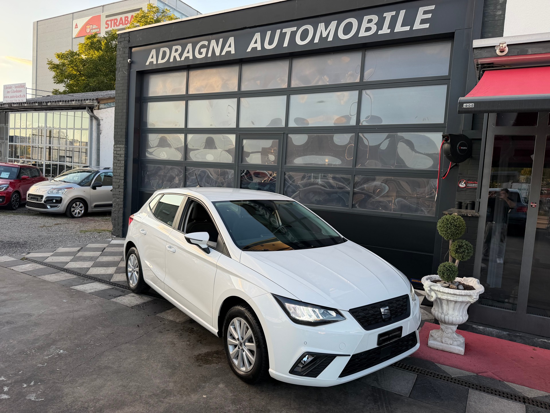 SEAT Ibiza 1.0 EcoTSI Style DSG-showroom-element-3