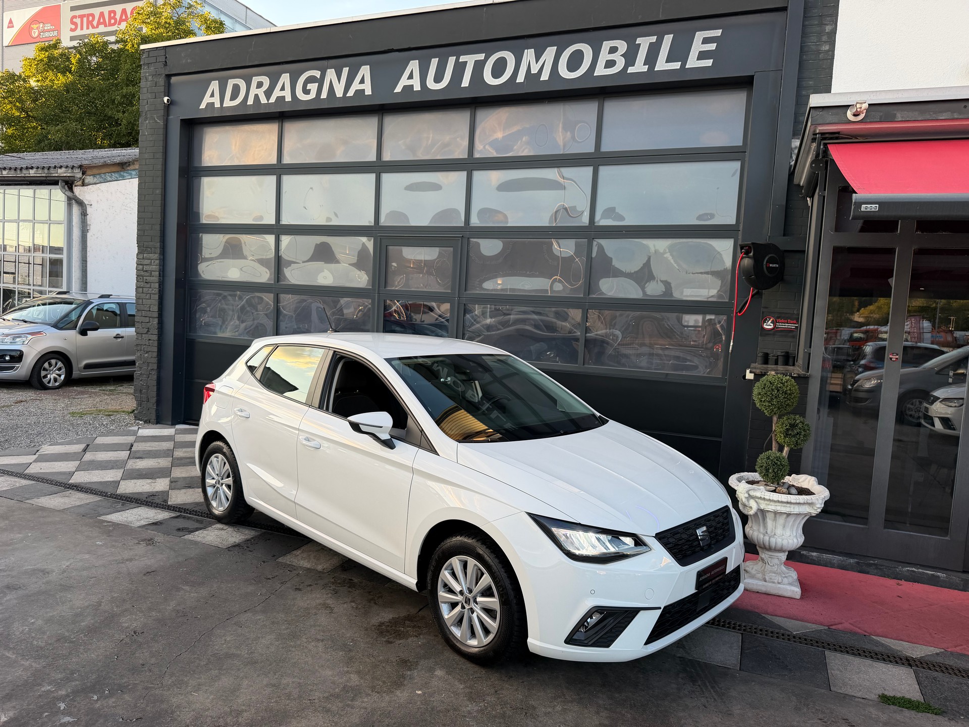 SEAT Ibiza 1.0 EcoTSI Style DSG-showroom-element-2