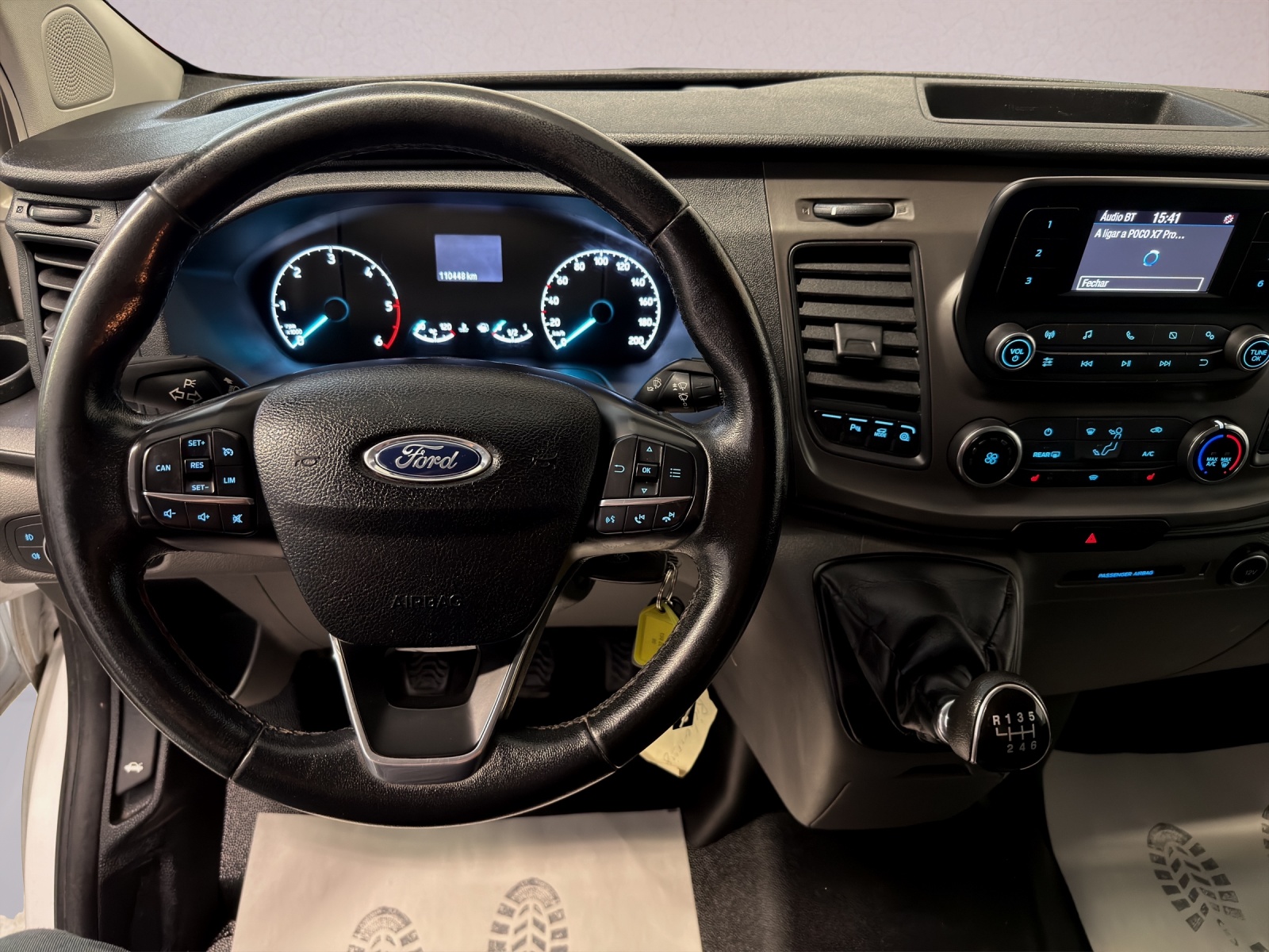FORD Transit Custom 320 L1H1 Ambiente-image-8