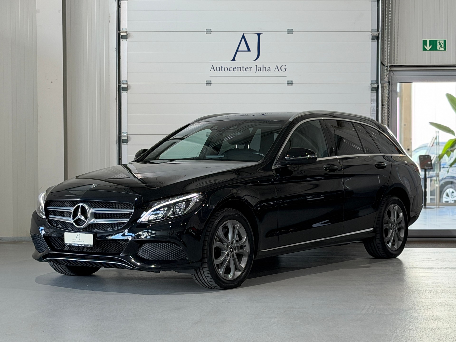 MERCEDES-BENZ C 250 d Avantgarde 4Matic 9G-Tronic (CH)-showroom-element-2