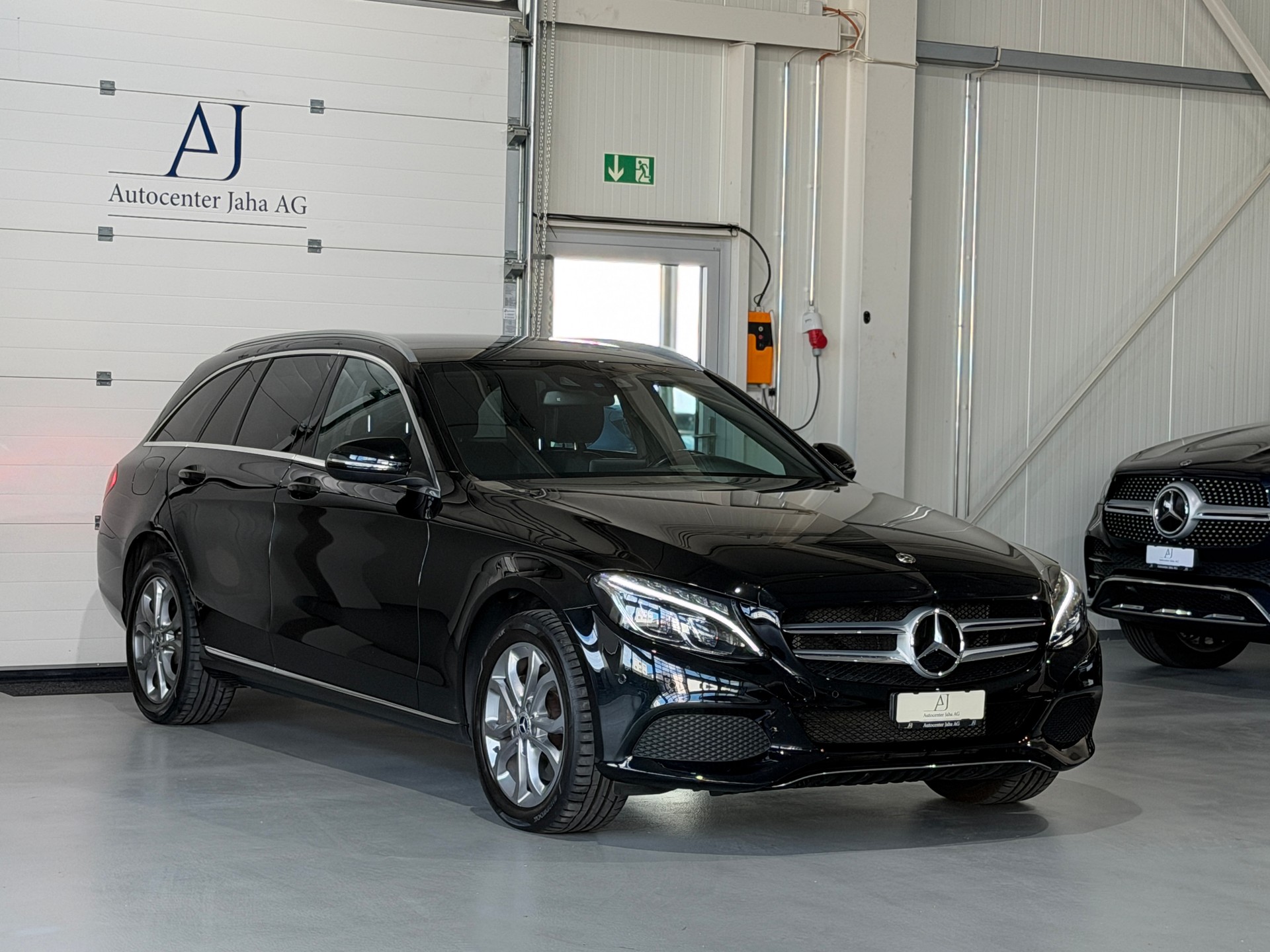 MERCEDES-BENZ C 250 d Avantgarde 4Matic 9G-Tronic (CH)-image-4