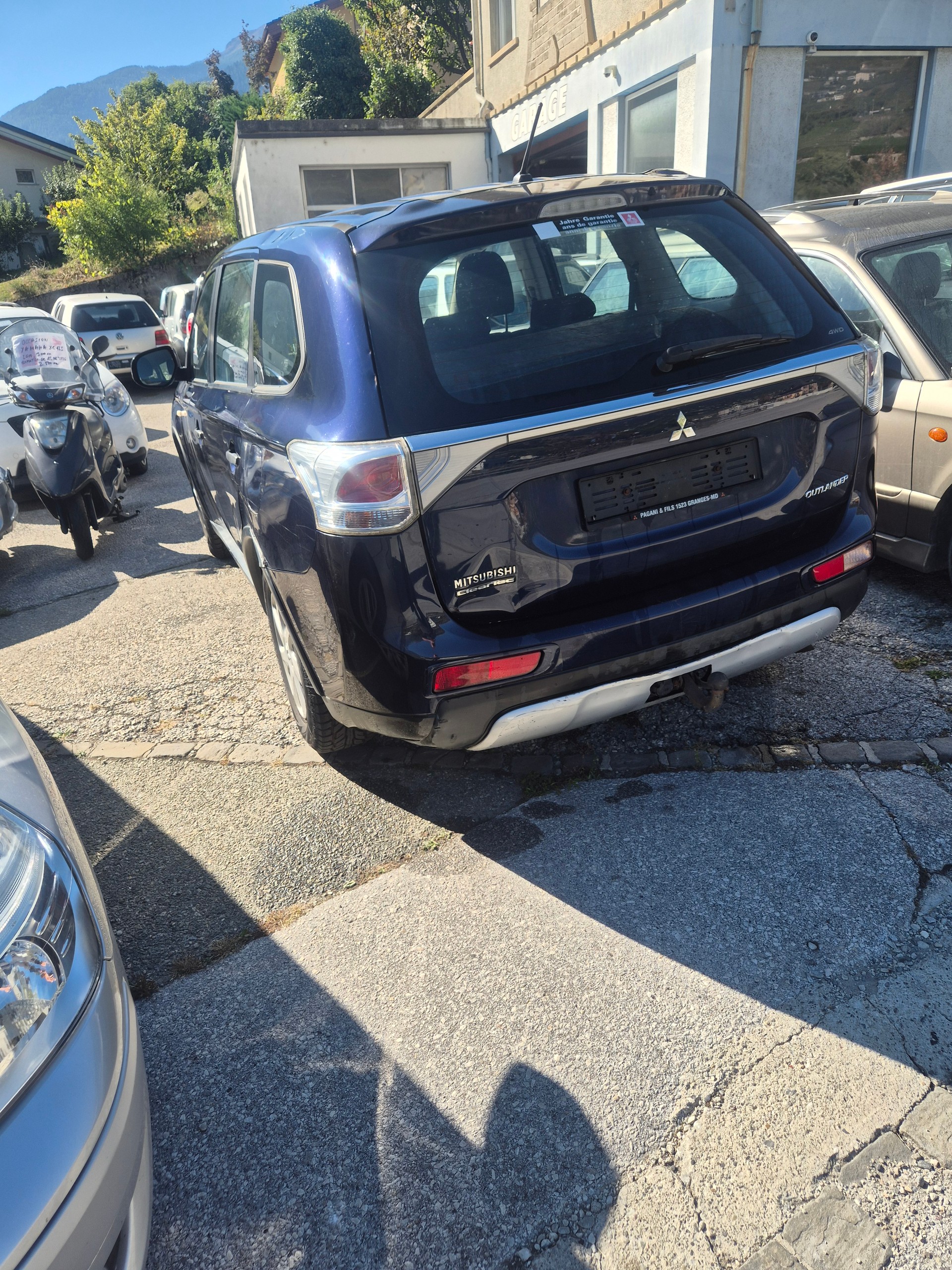 MITSUBISHI Outlander 2.2 DID Intense 4WD-image-3