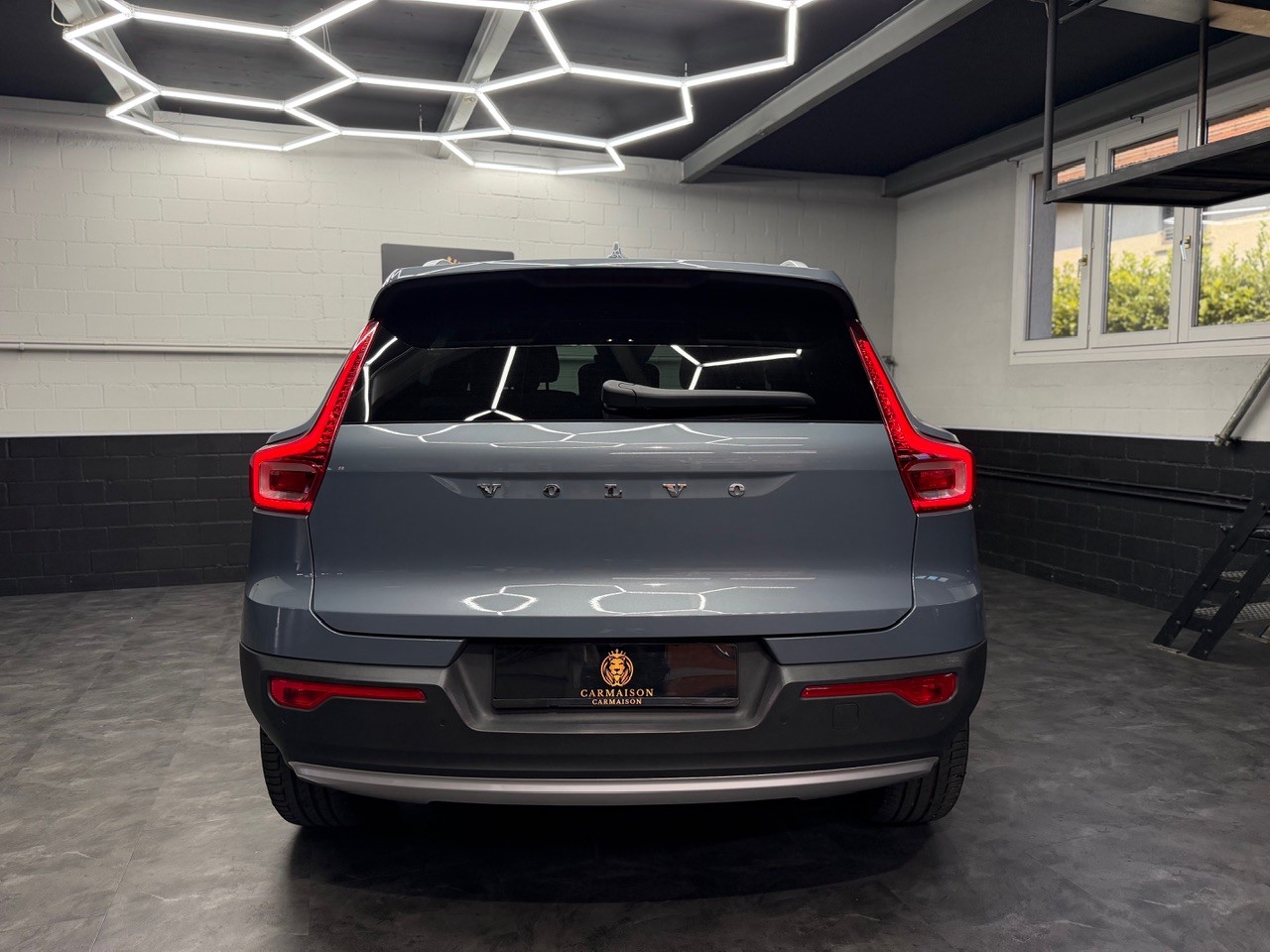 VOLVO XC40 T4 AWD Momentum Geartronic | CH-Auto | 1.Hand | ACC | Gratis Service-image-8