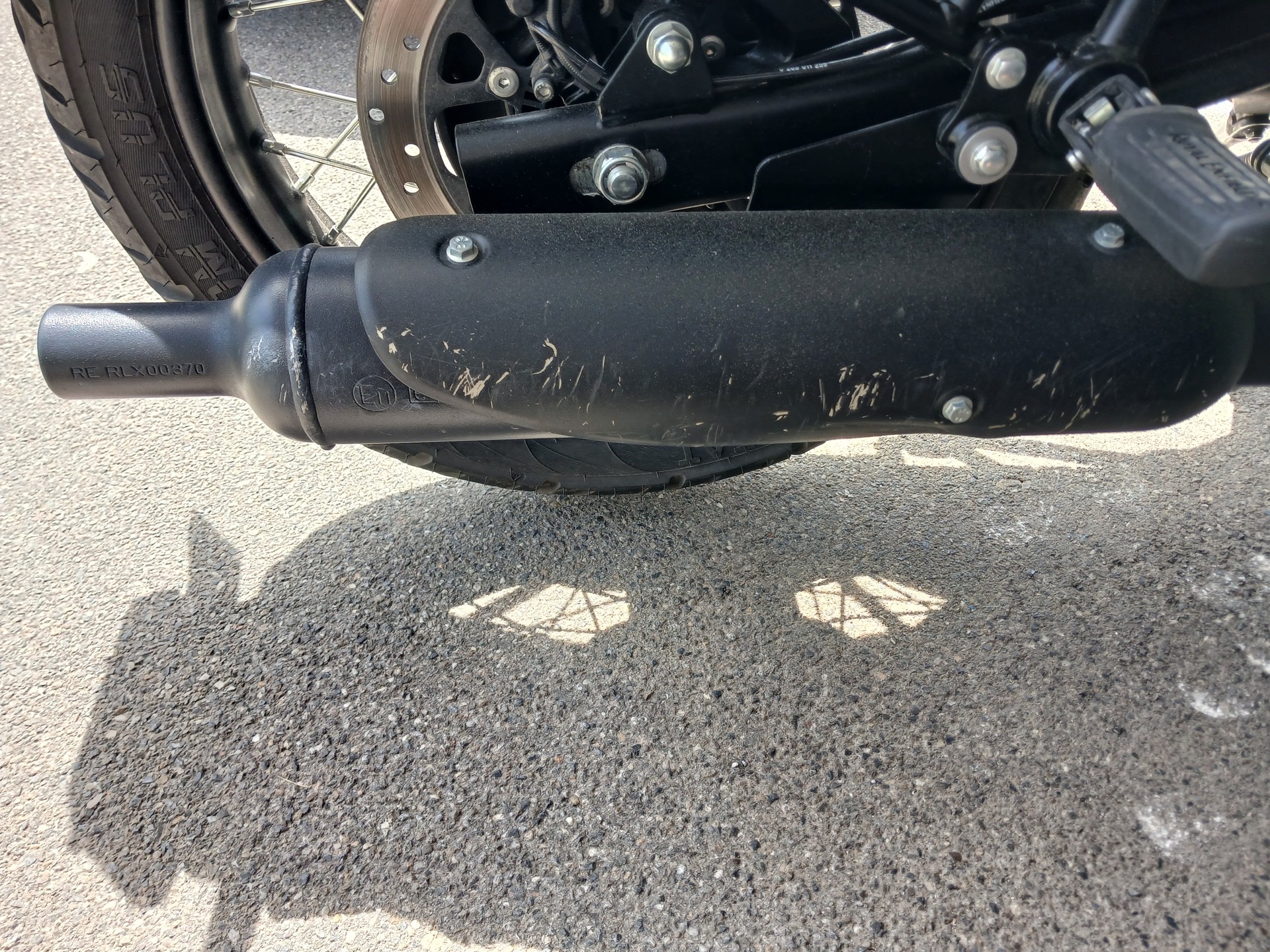 ROYAL ENFIELD Classic 350 Dark-image-3