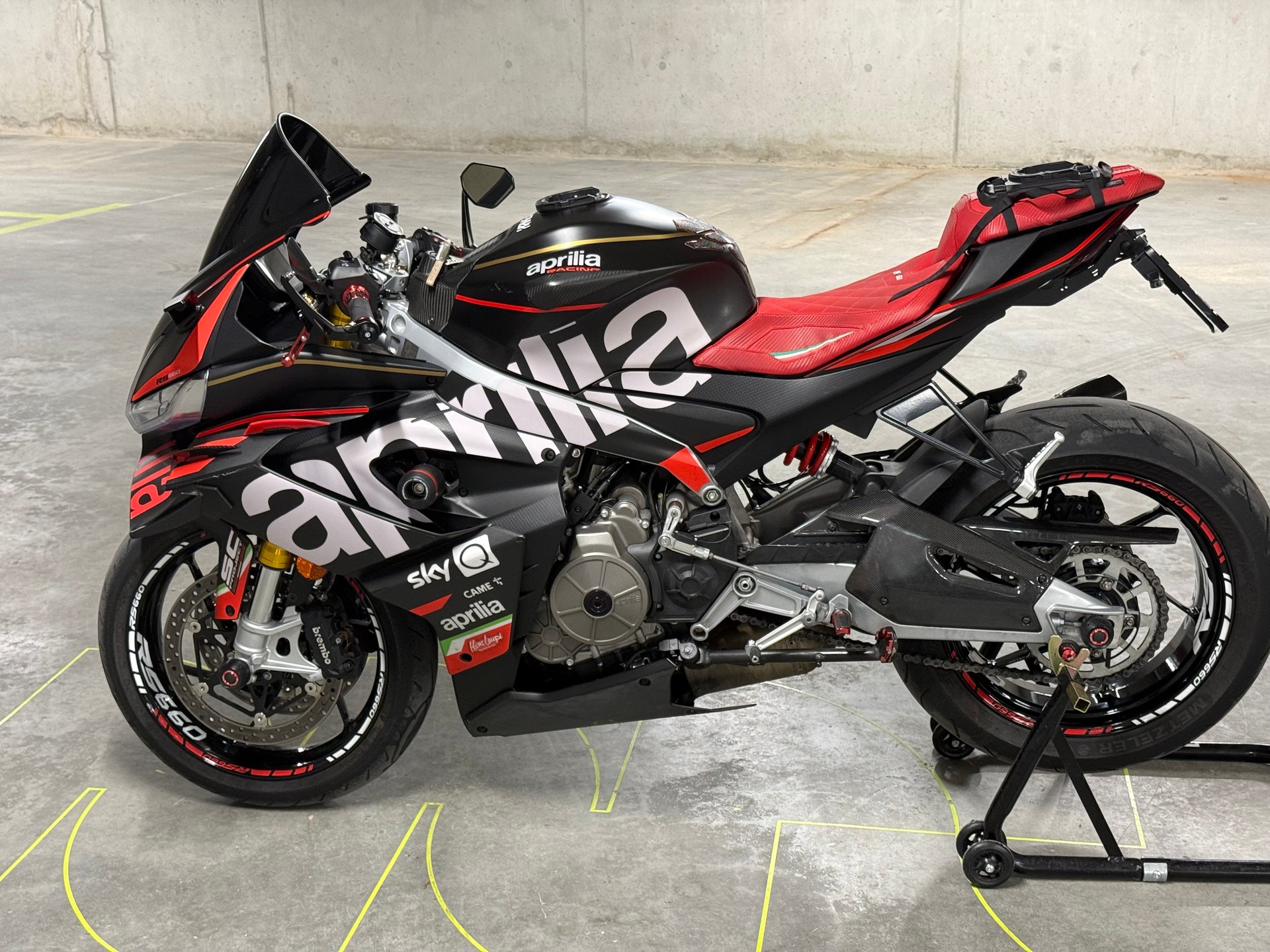 APRILIA RS 660-image-1