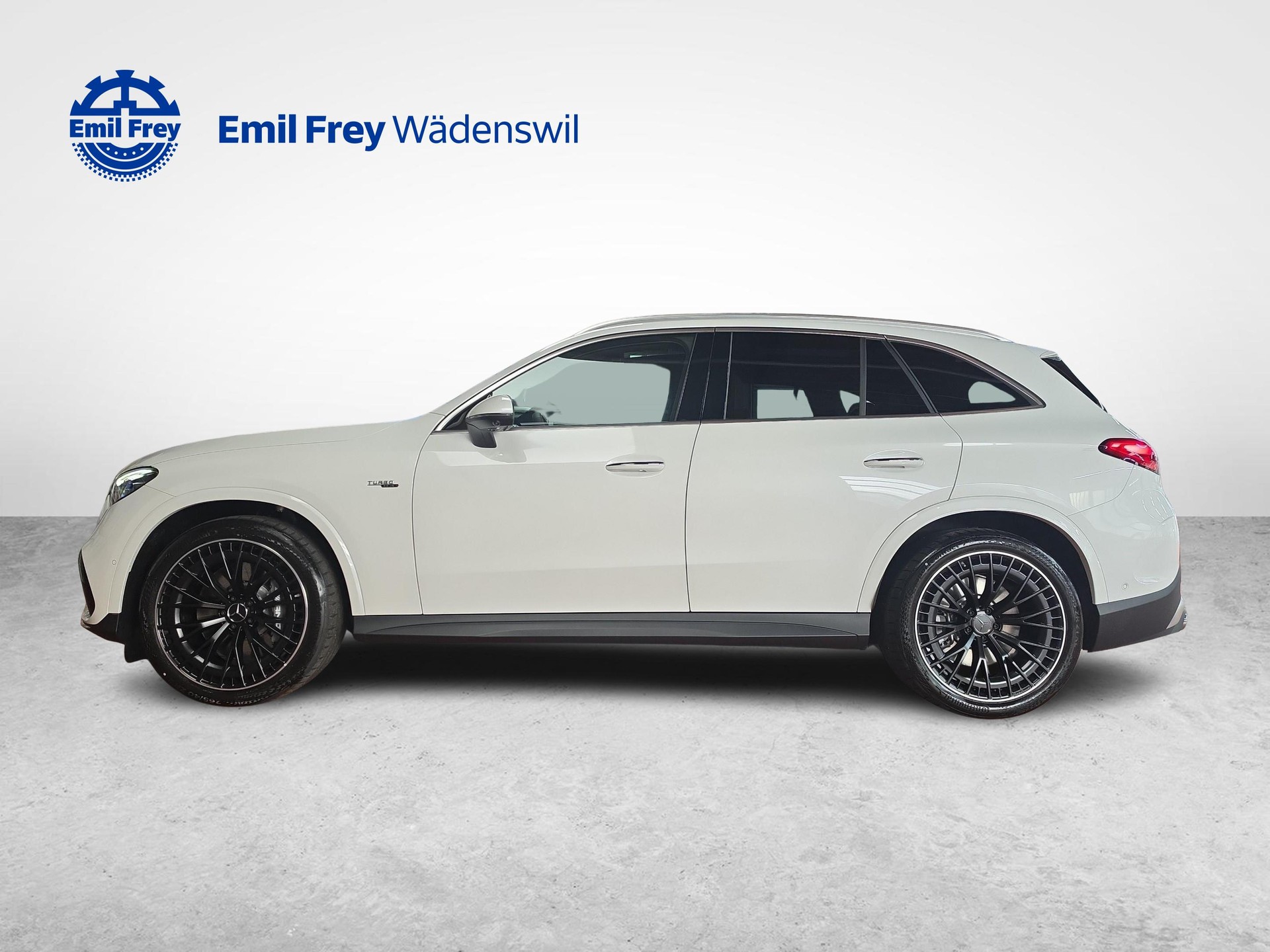 MERCEDES-BENZ AMG GLC 53 4MATIC+-showroom-element-1