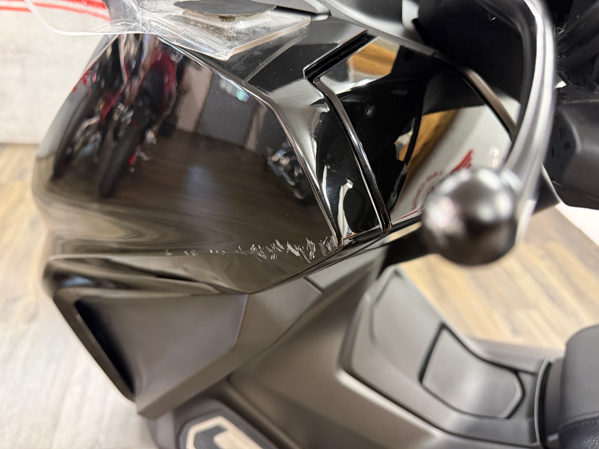 HONDA NSS 350 Smart Top Box-image-6