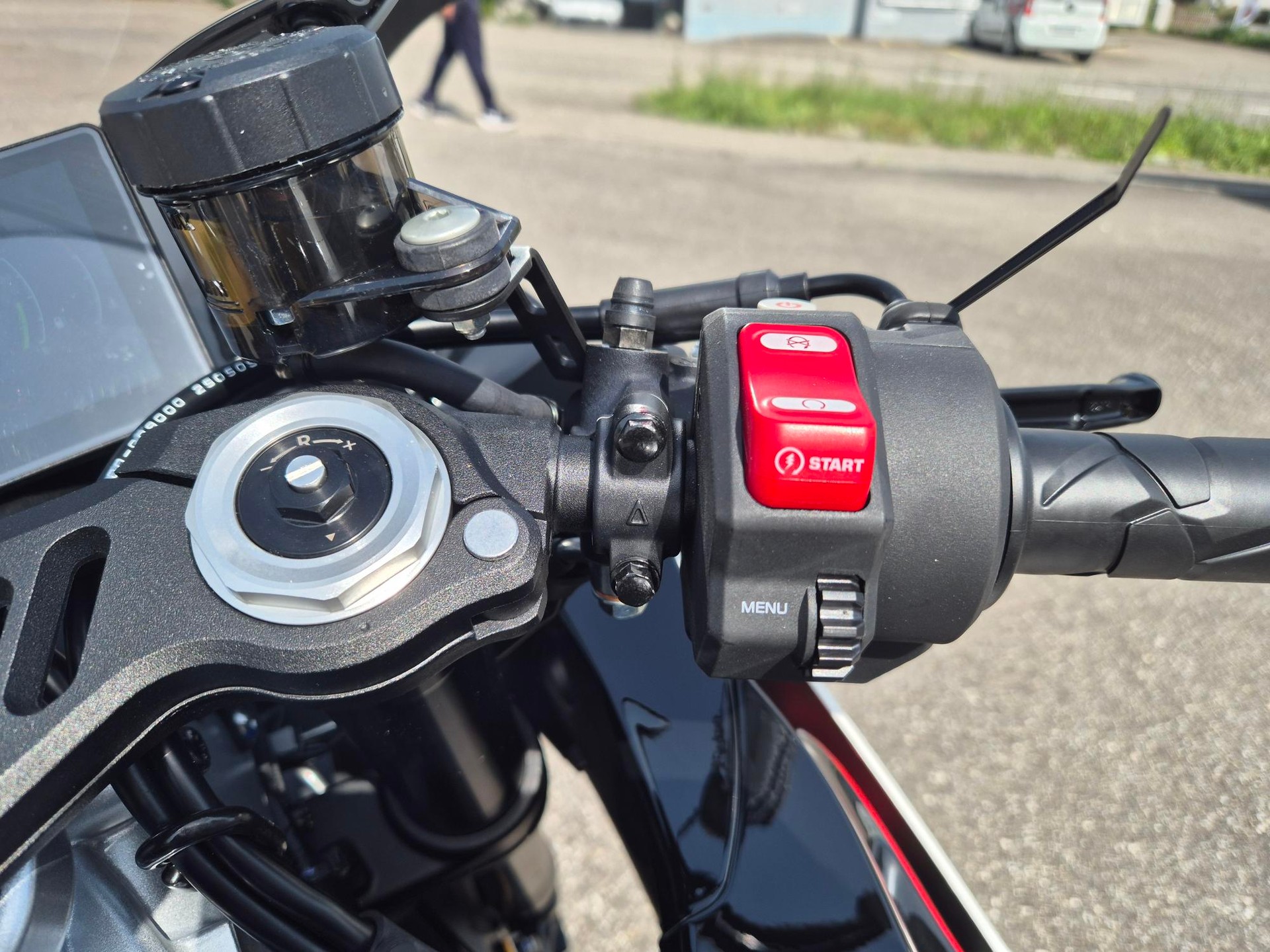 ZONTES 703 RR die neue Sportliche Zontes 35kw oder 70kw-image-14
