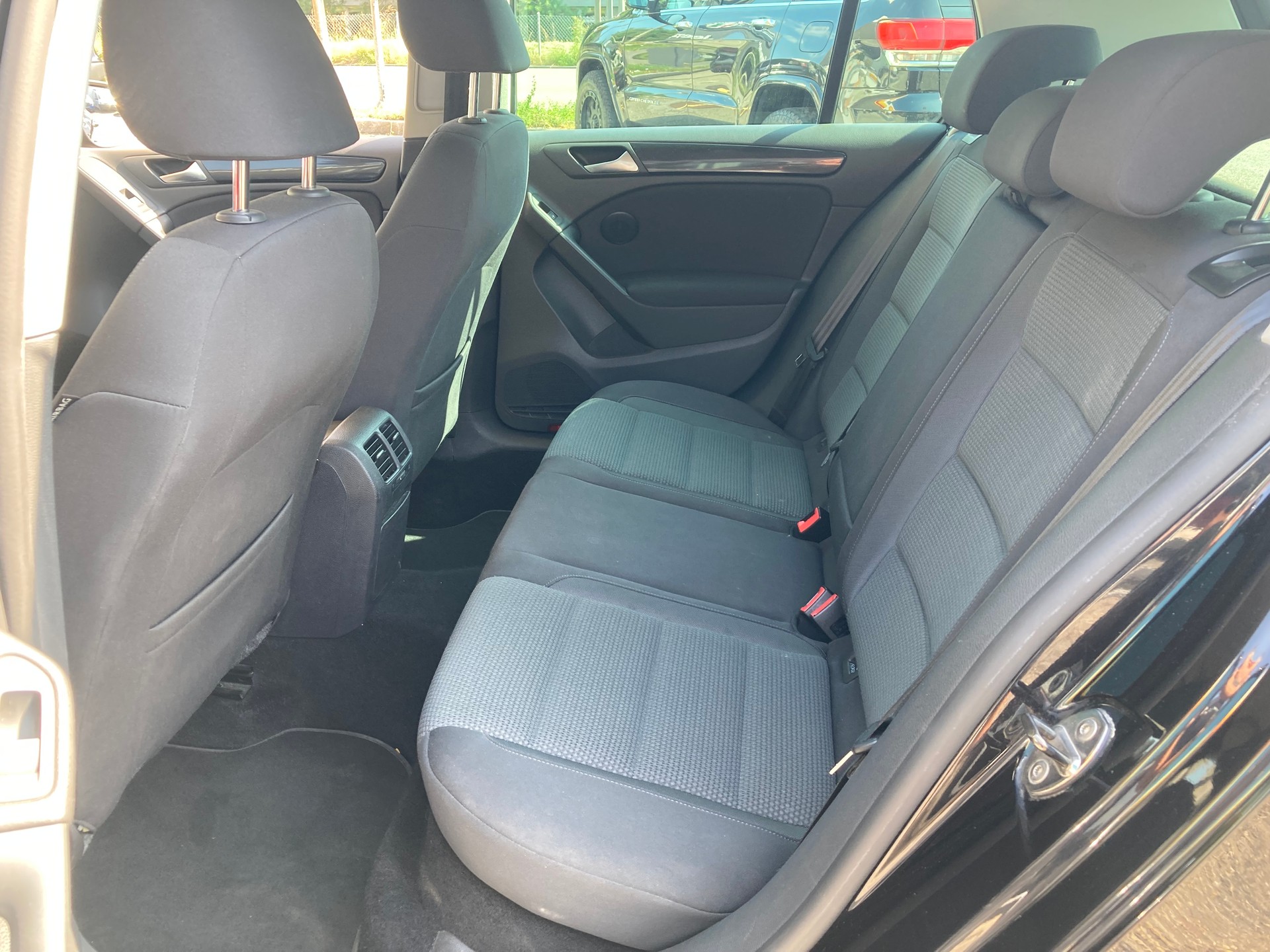 VW Golf 1.6 TDI BlueMotion Technology Comfortline-image-8