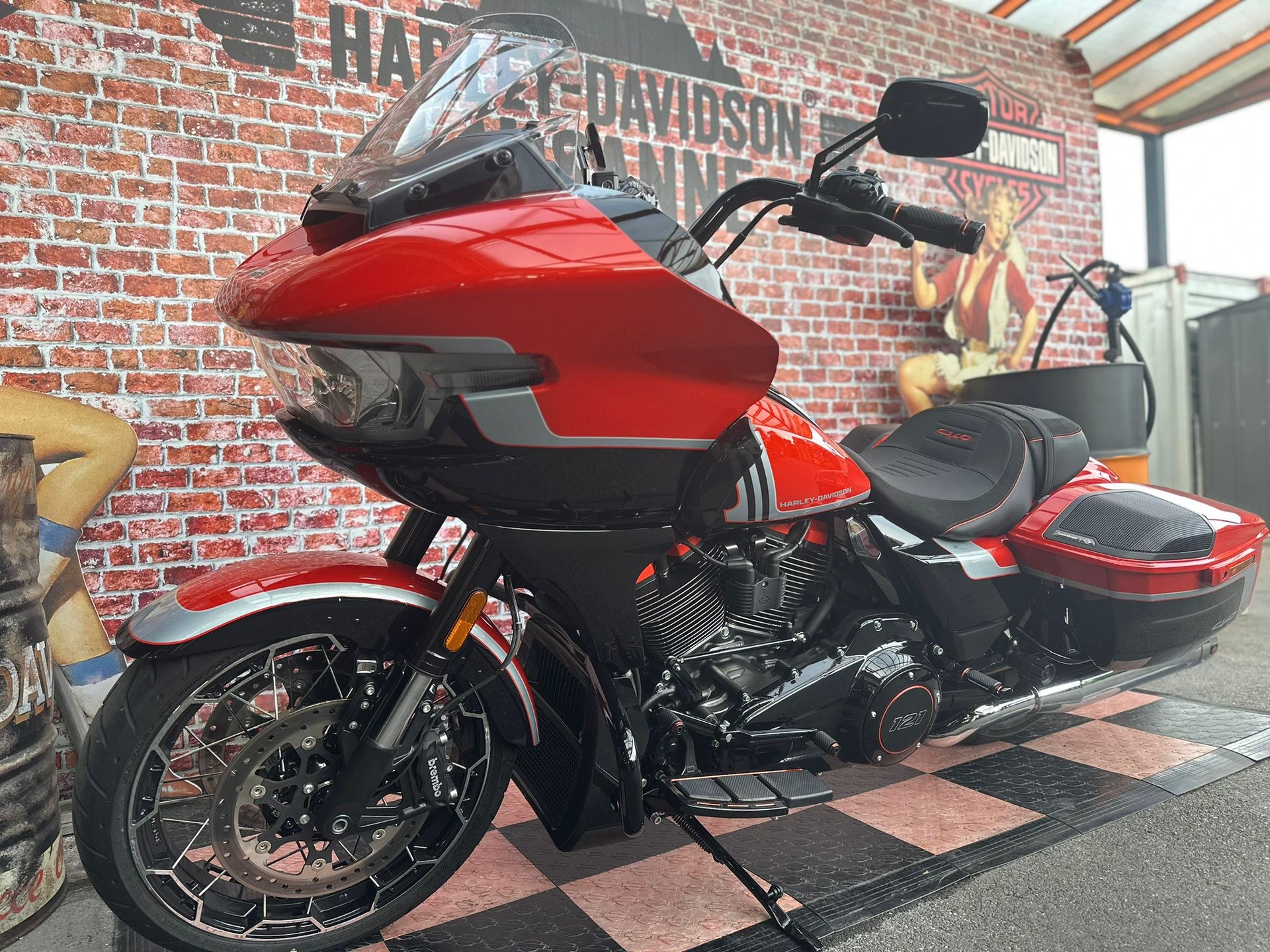 HARLEY-DAVIDSON FLTRXSE Road Glide 121 CVO-image-5
