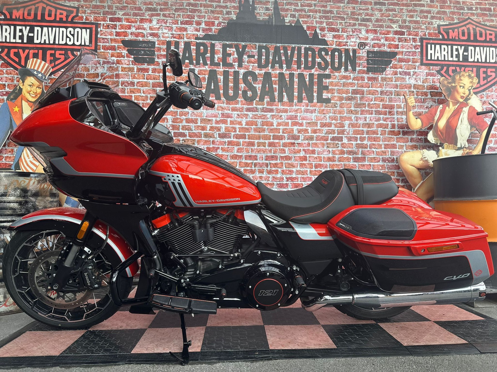 HARLEY-DAVIDSON FLTRXSE Road Glide 121 CVO-image-3