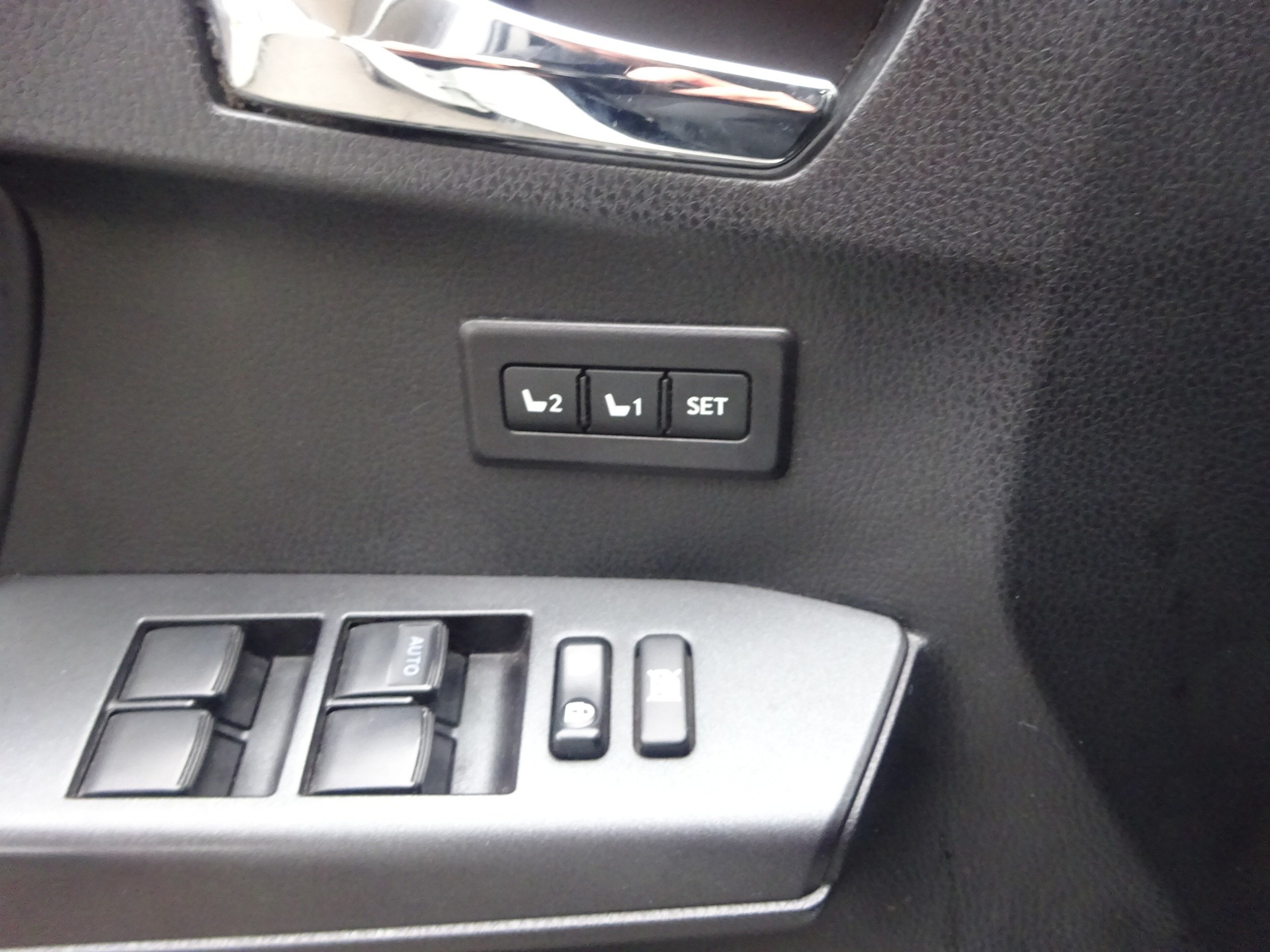 TOYOTA RAV-4 2.5 HSD Premium e-CVT-image-8