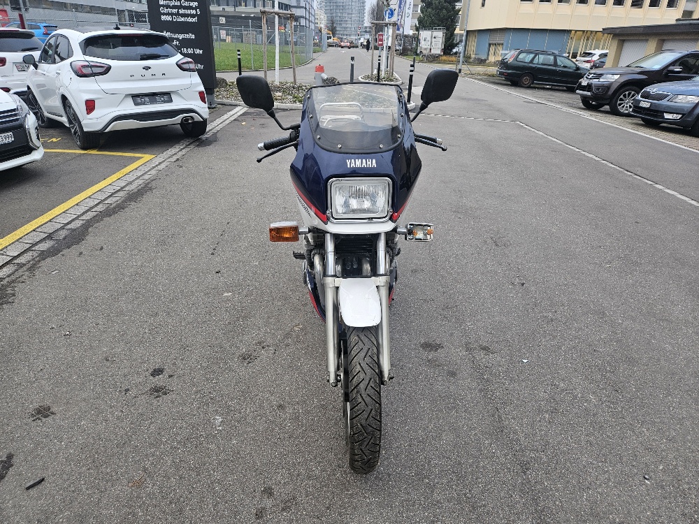 YAMAHA XJ 900 Special-image-1