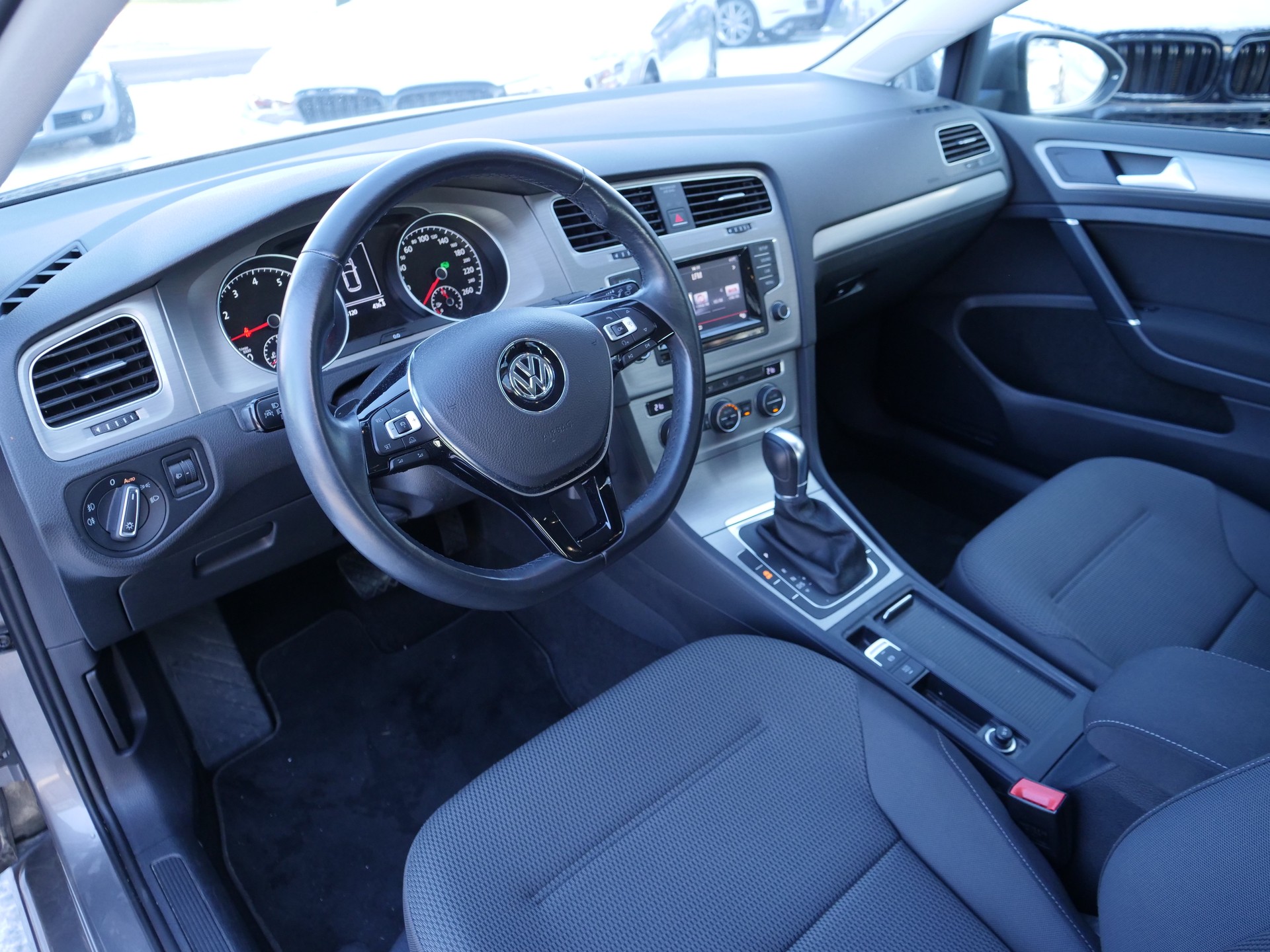 VW Golf 1.2 TSI Comfortline DSG-image-6