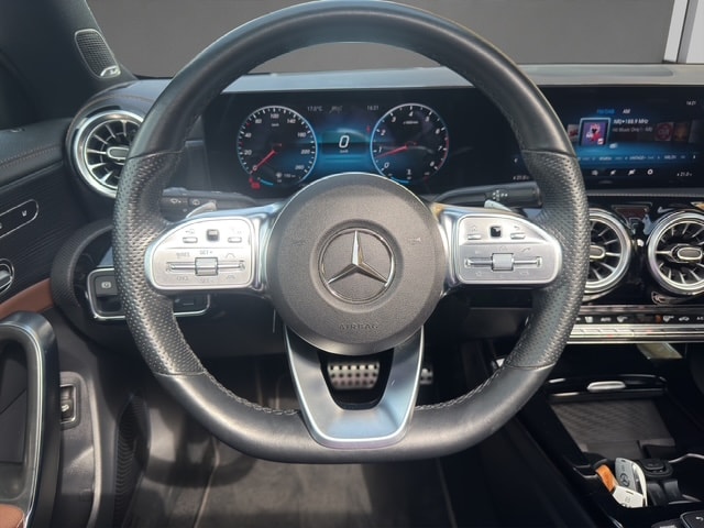 MERCEDES-BENZ CLA Shooting Brake 250 4Matic 7G-DCT AMG Line-image-10