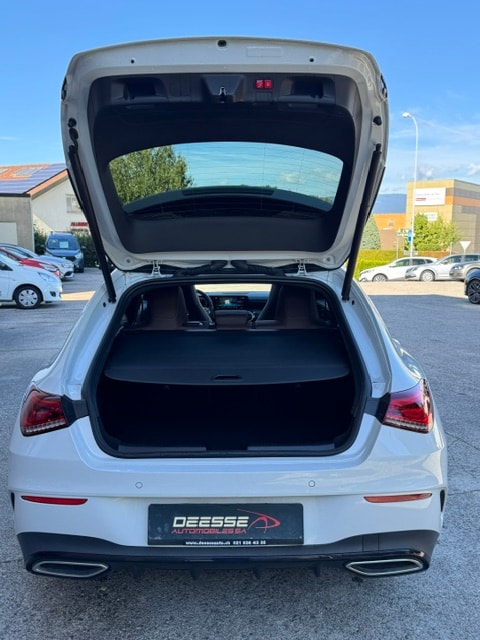 MERCEDES-BENZ CLA Shooting Brake 250 4Matic 7G-DCT AMG Line-image-26