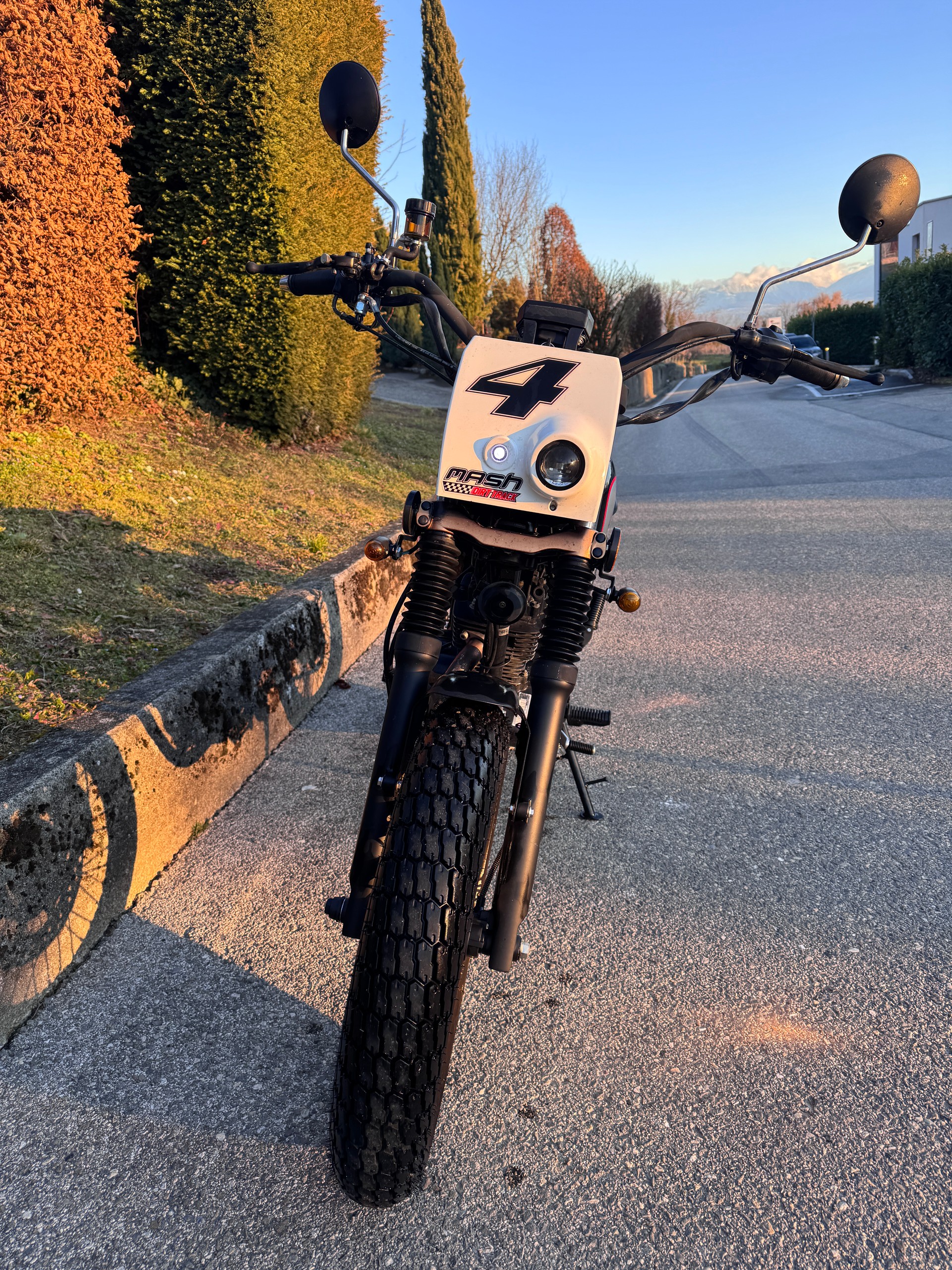 MASH 125 Dirt Track-image-6