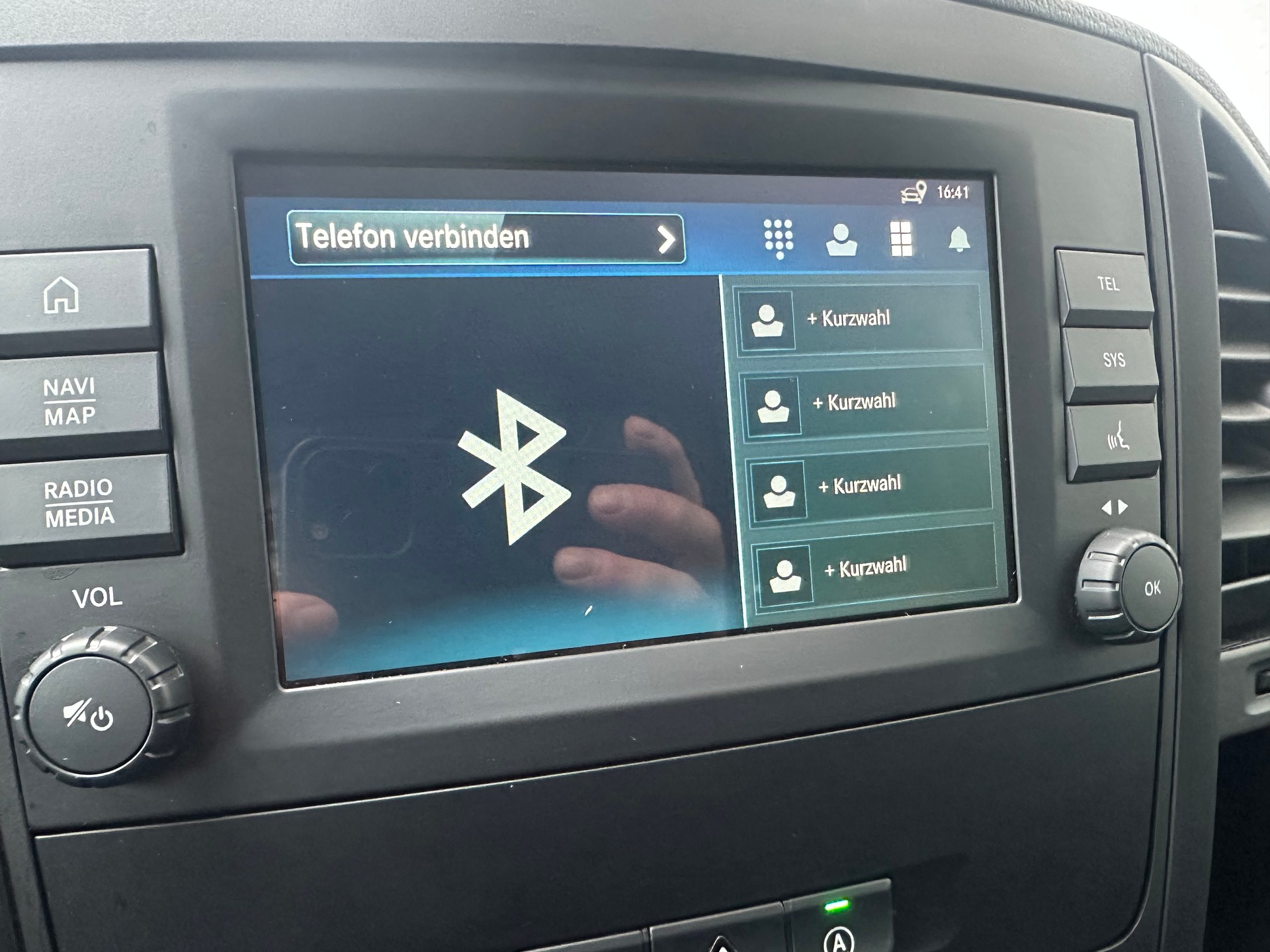 MERCEDES-BENZ Vito 110 CDI Lang Pro-image-9