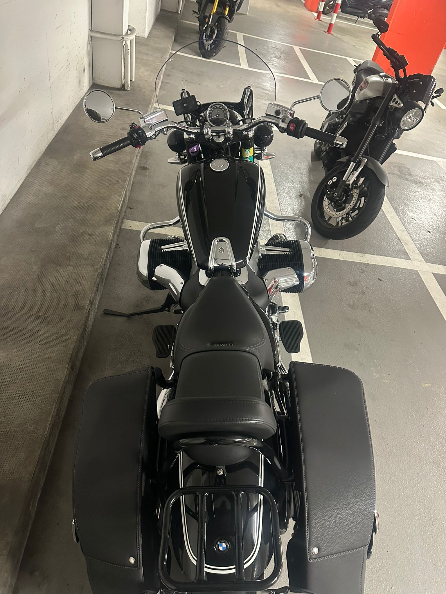 BMW R 18 Classic-image-0