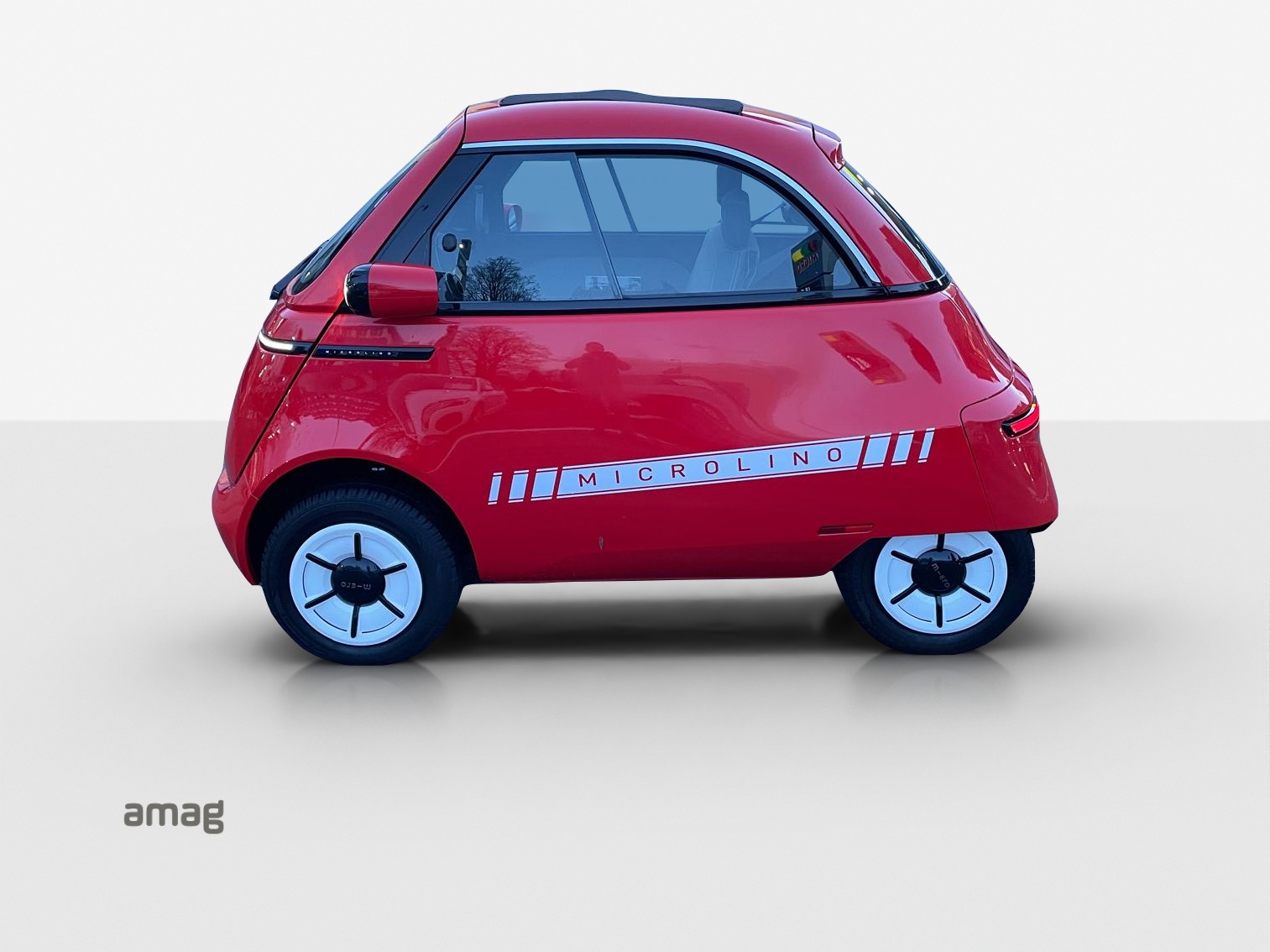 MICRO Microlino10.5kWh Medium R-showroom-element-1