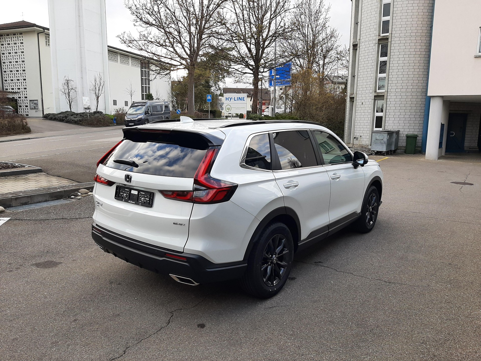 HONDA CR-V 2.0 i-MMD Advance 4WD-image-1