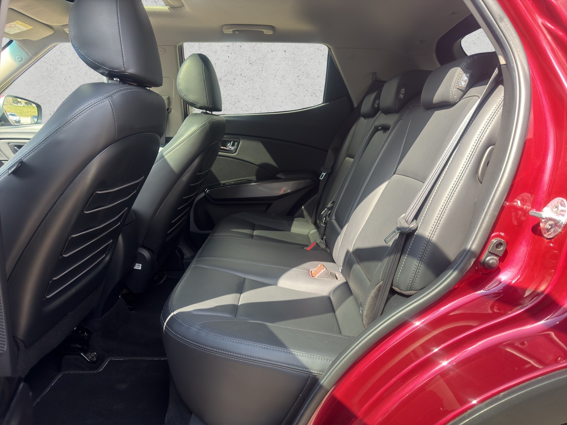 KGM-SsangYong Tivoli 1.5 T-Gdi Sapphire-image-9