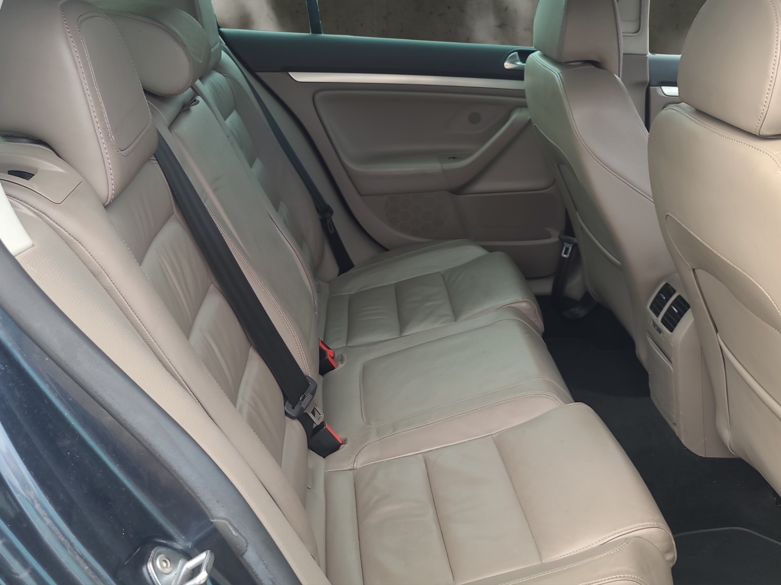 VW Golf 2.0 TFSI GTI-image-11