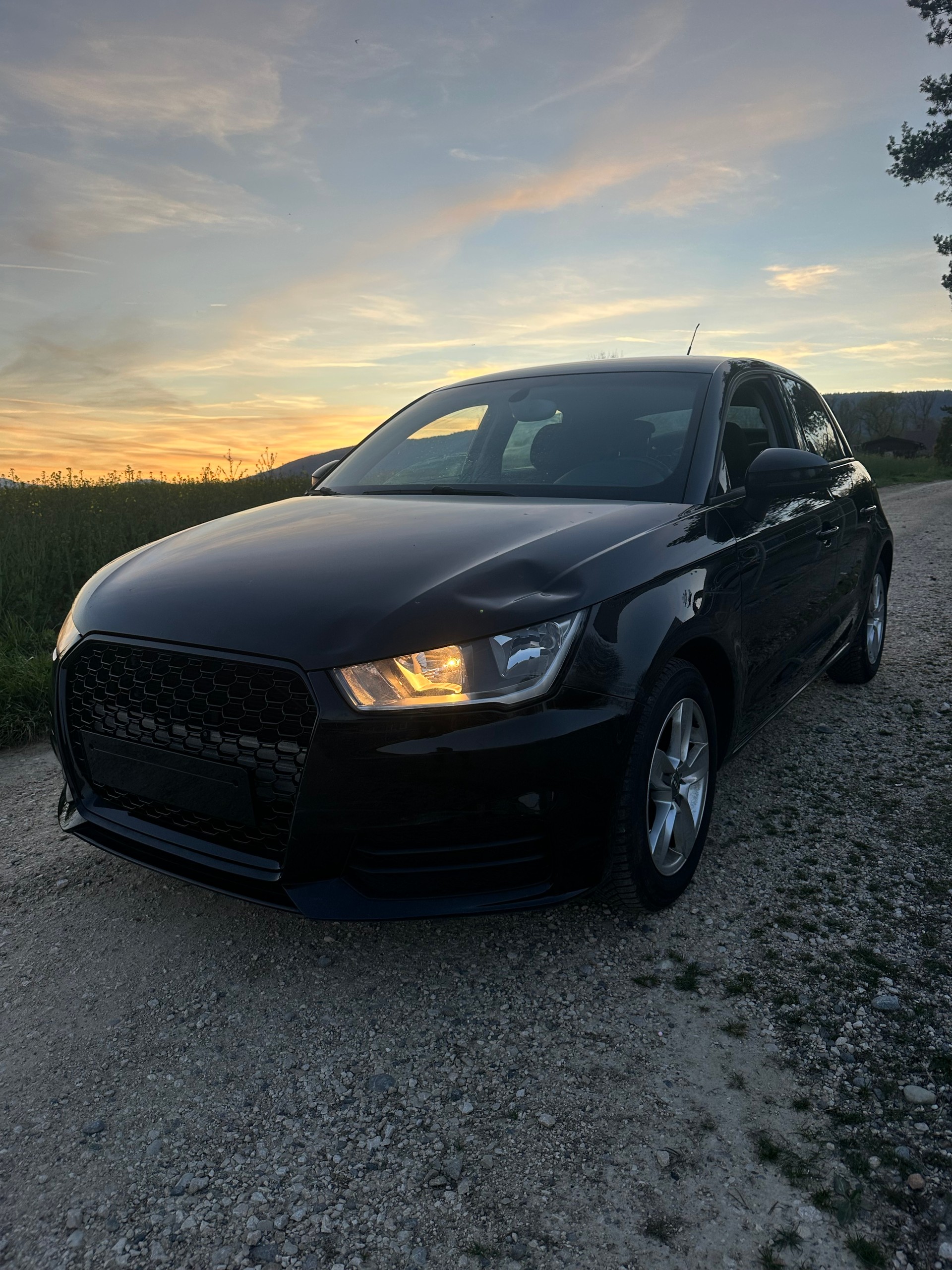 AUDI A1 Sportback 1.0 TFSI Sport-image-2