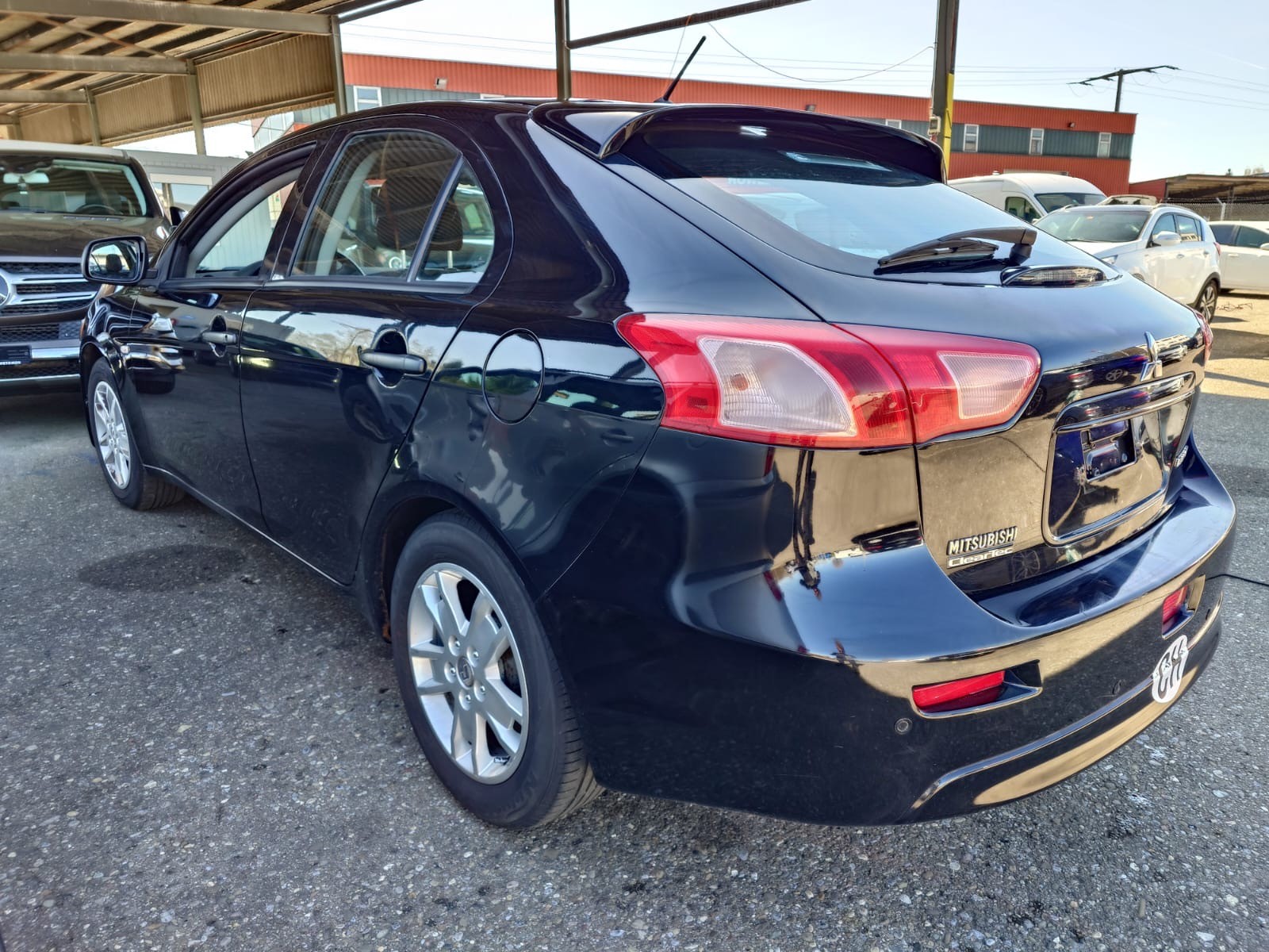 MITSUBISHI Lancer Sportback 1.6 Invite-image-4