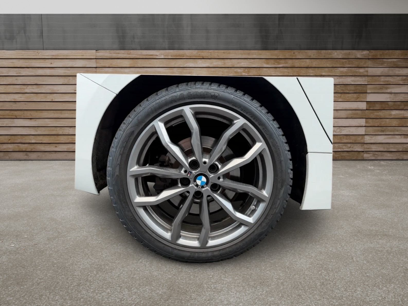 BMW 120i Steptronic-image-12
